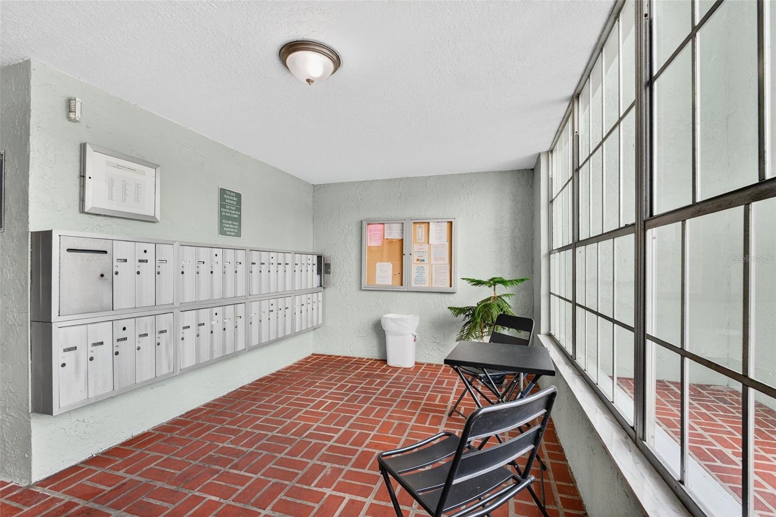 Image 37 of 38 For 1706 Belleair Forest Drive 234