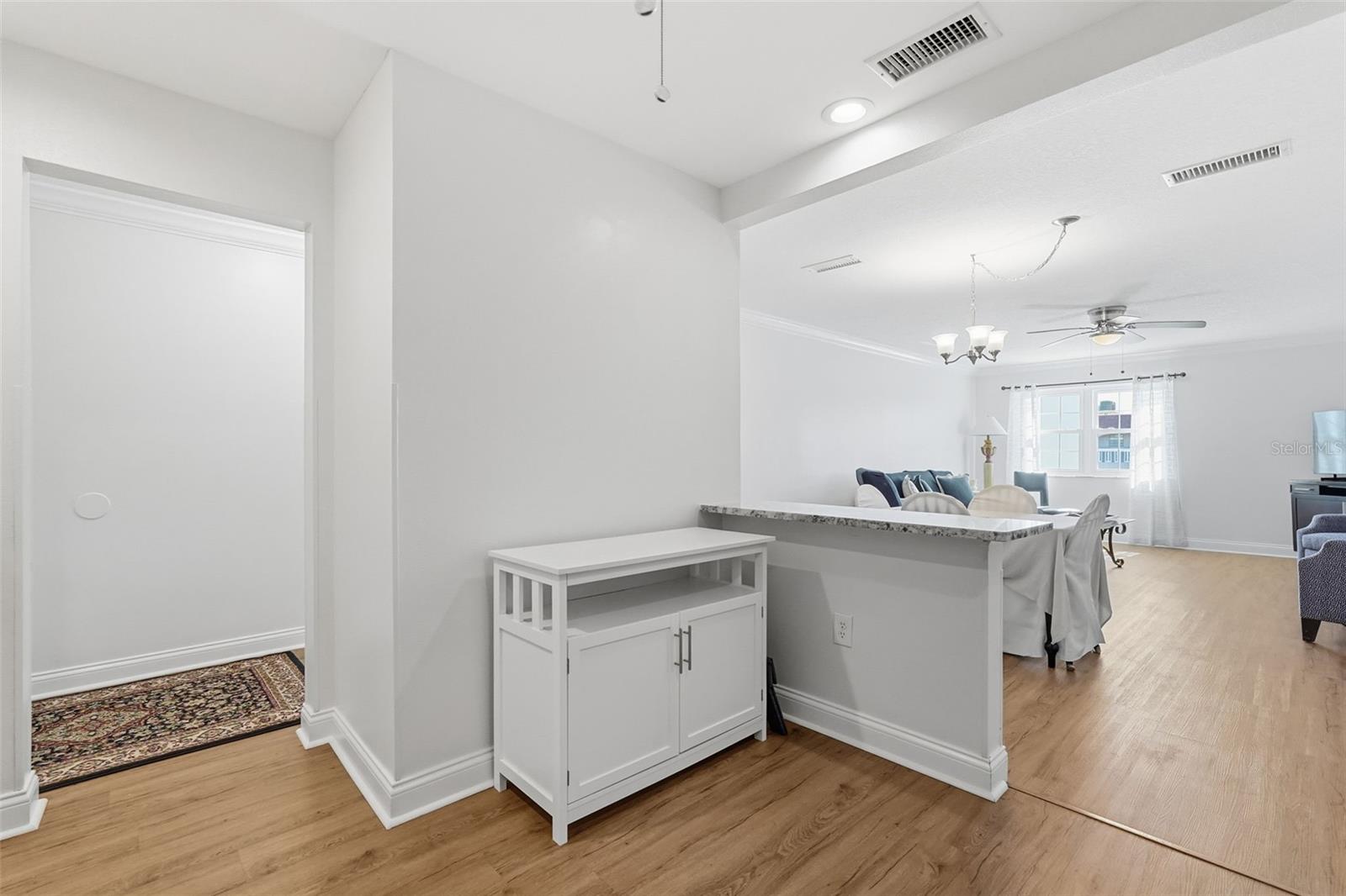 Image 8 of 38 For 1706 Belleair Forest Drive 234