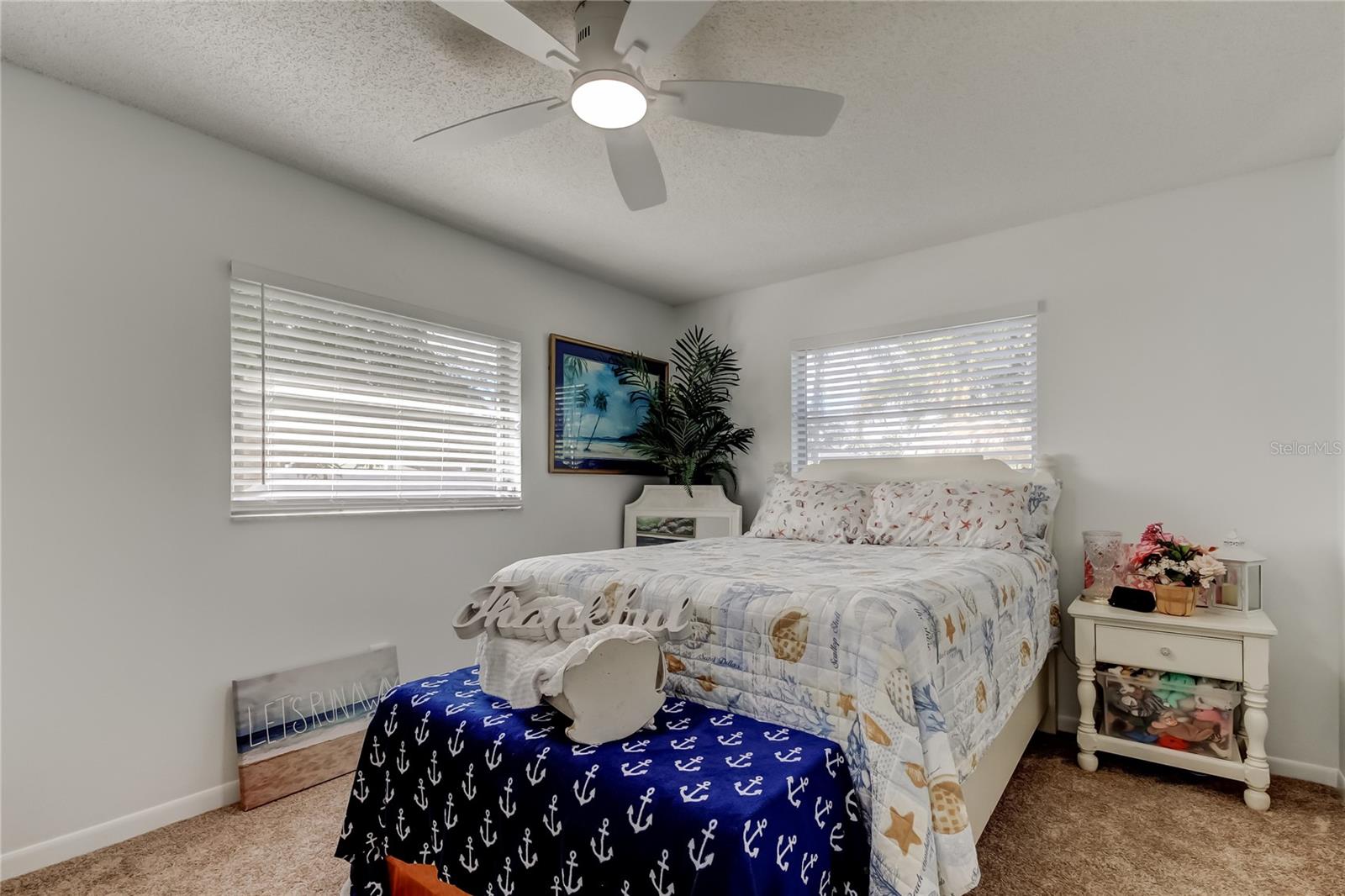 Listing photo id 23 for 2686 Clubhouse Drive S