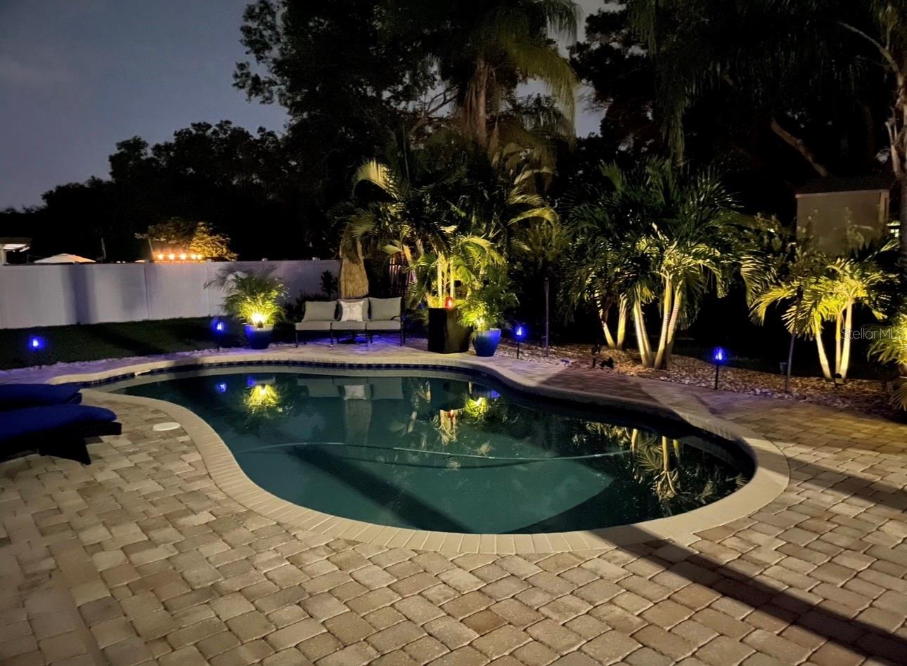 Listing photo id 46 for 2686 Clubhouse Drive S