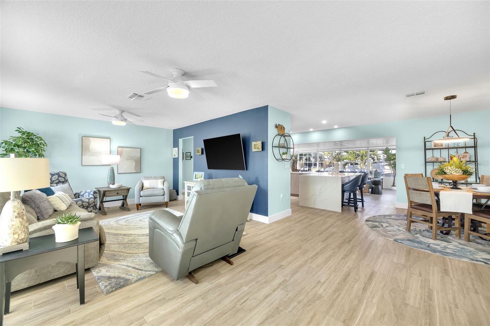 Image 13 of 78 For 1015 Spindle Palm Way