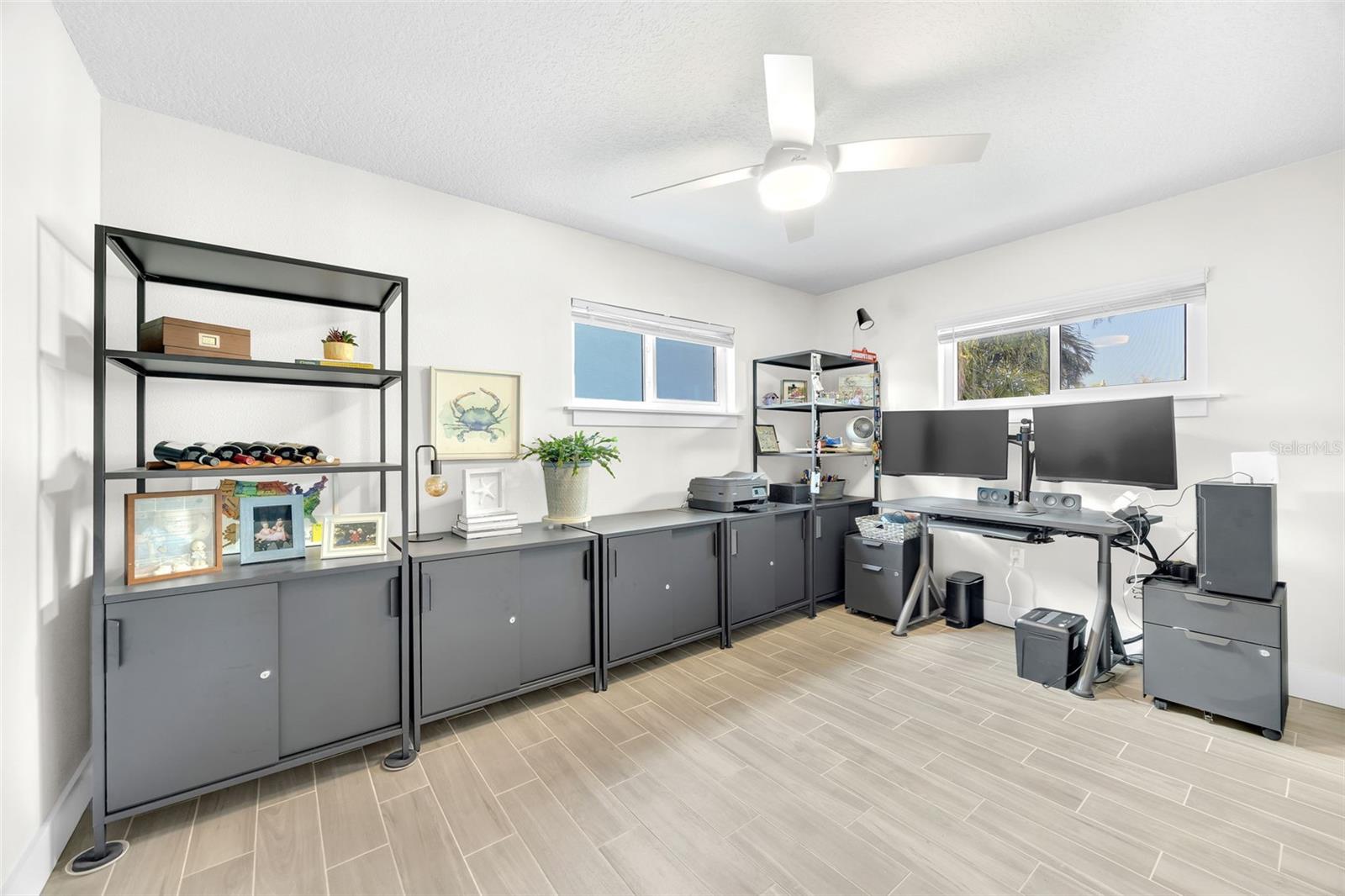 Image 44 of 78 For 1015 Spindle Palm Way