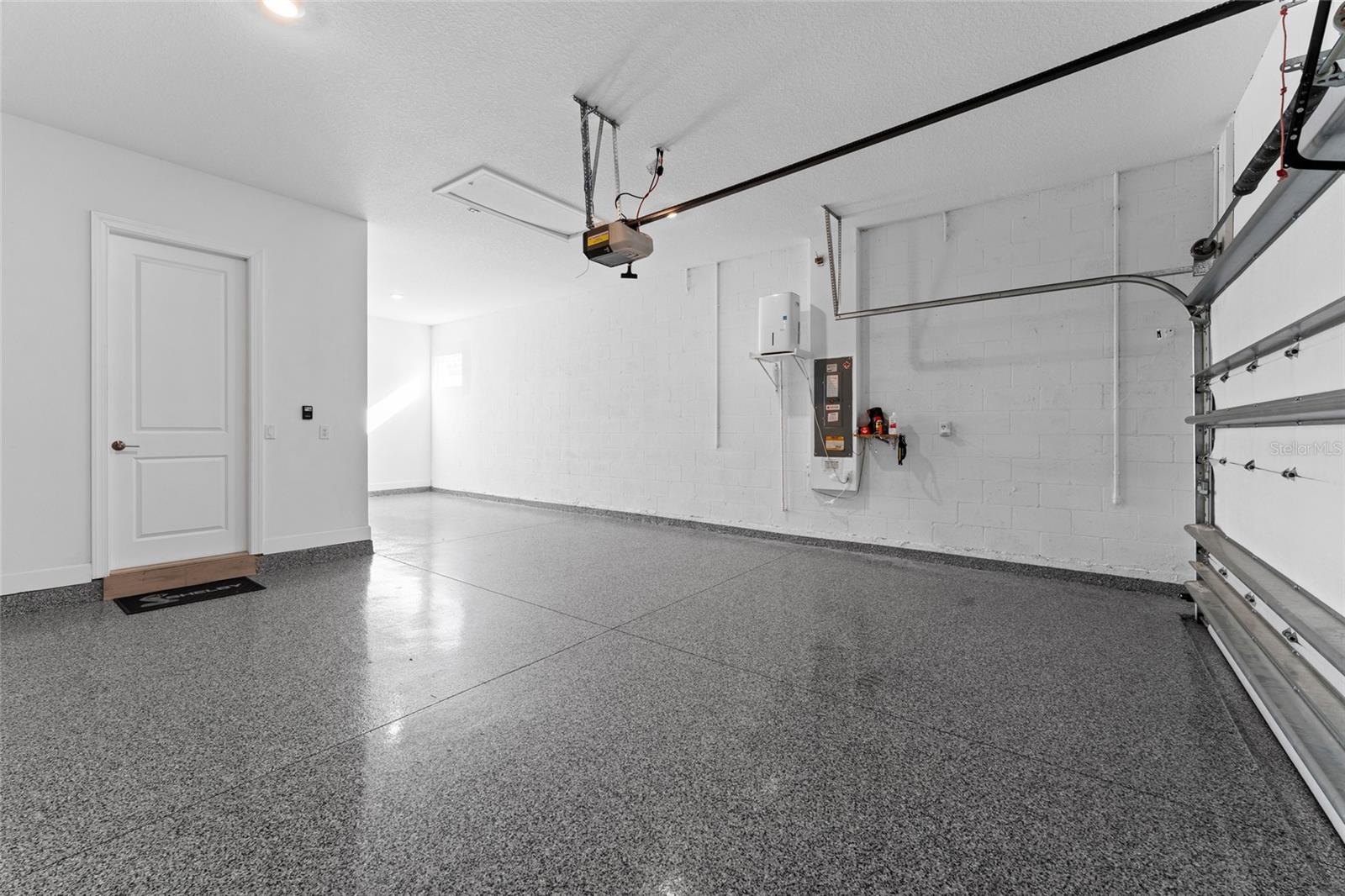 Image 30 of 64 For 4547 Crestpoint Way