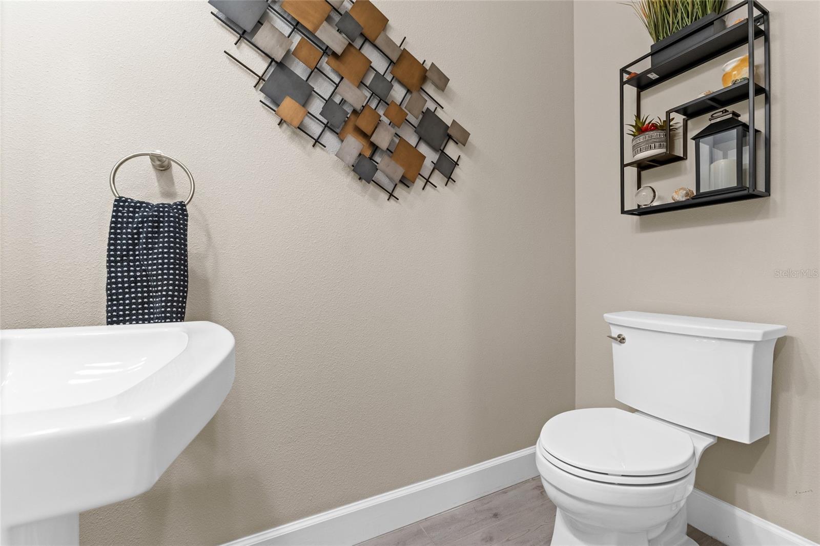 Image 33 of 64 For 4547 Crestpoint Way