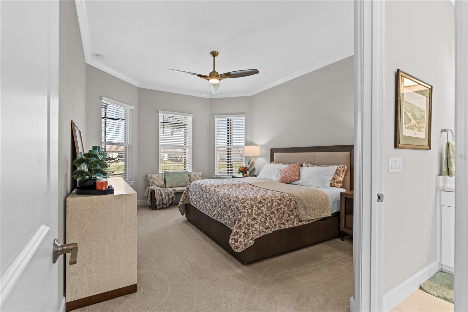 Image 9 of 64 For 4547 Crestpoint Way