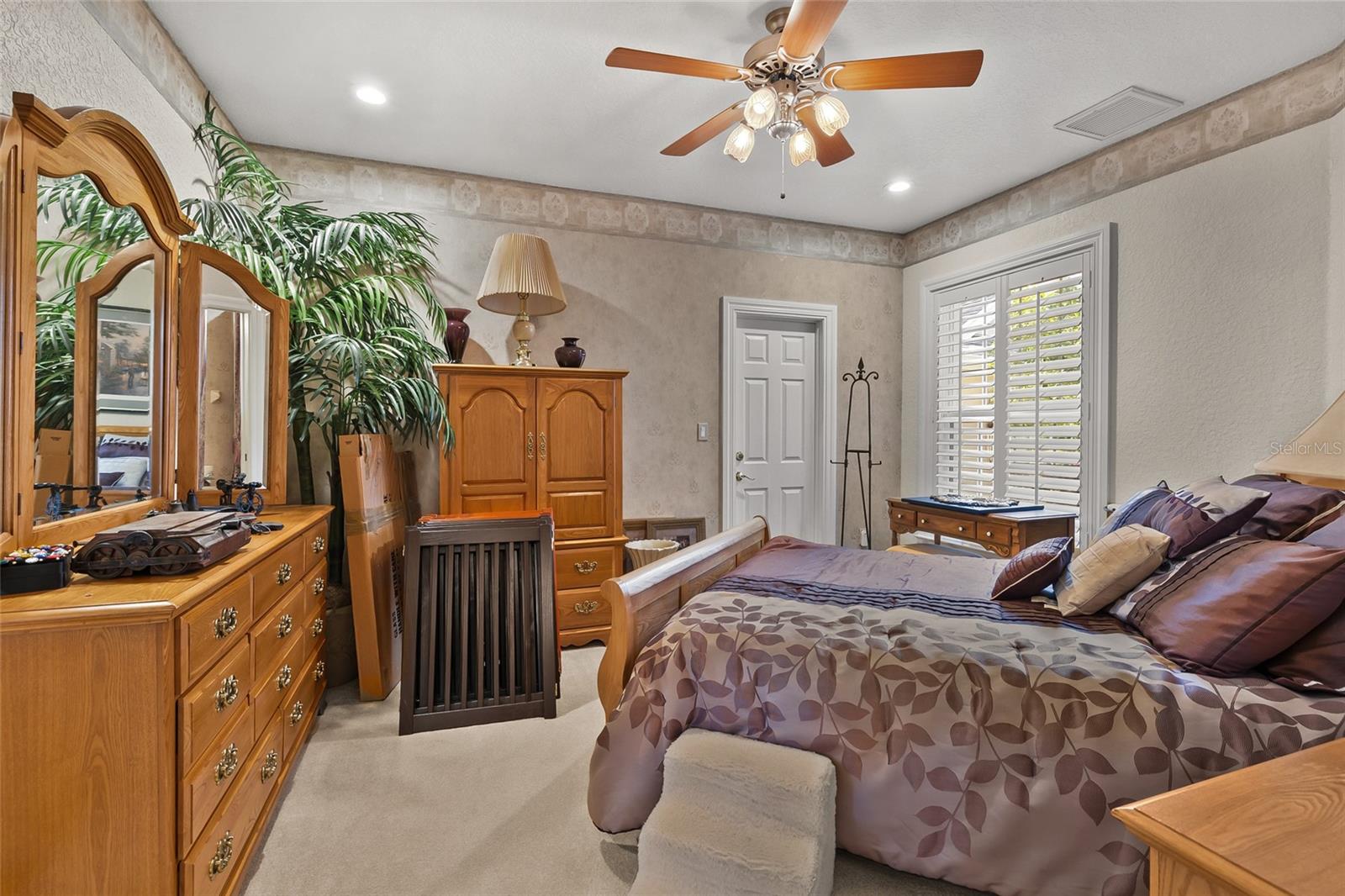 Listing photo id 36 for 8402 Tallahassee Drive Ne