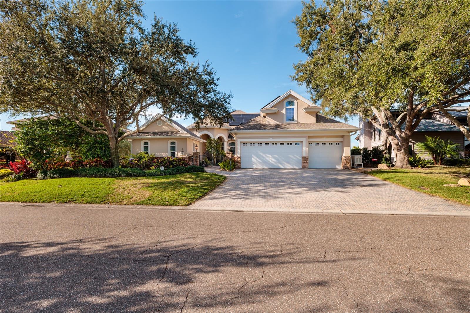 Listing photo id 61 for 8402 Tallahassee Drive Ne