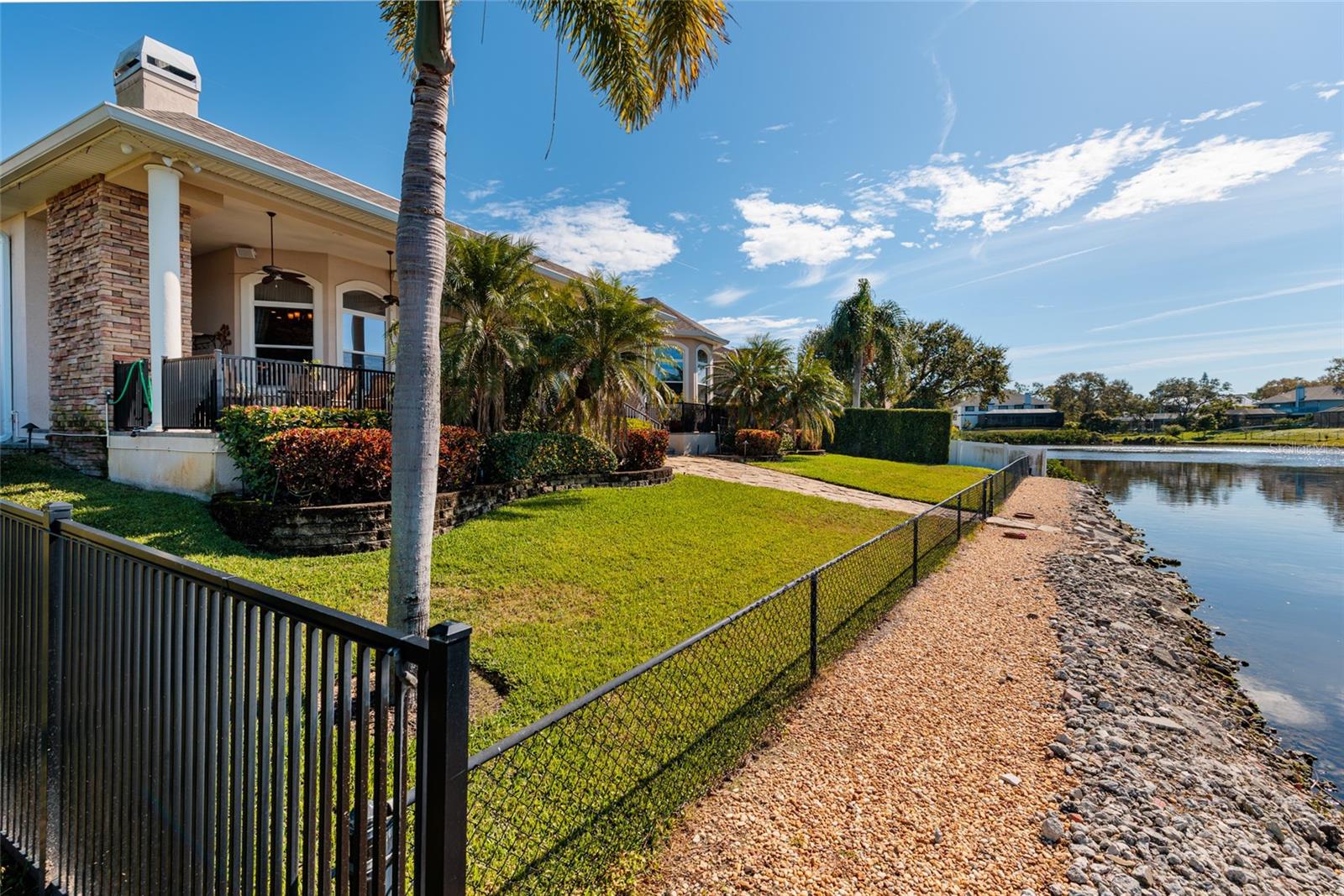 Listing photo id 64 for 8402 Tallahassee Drive Ne