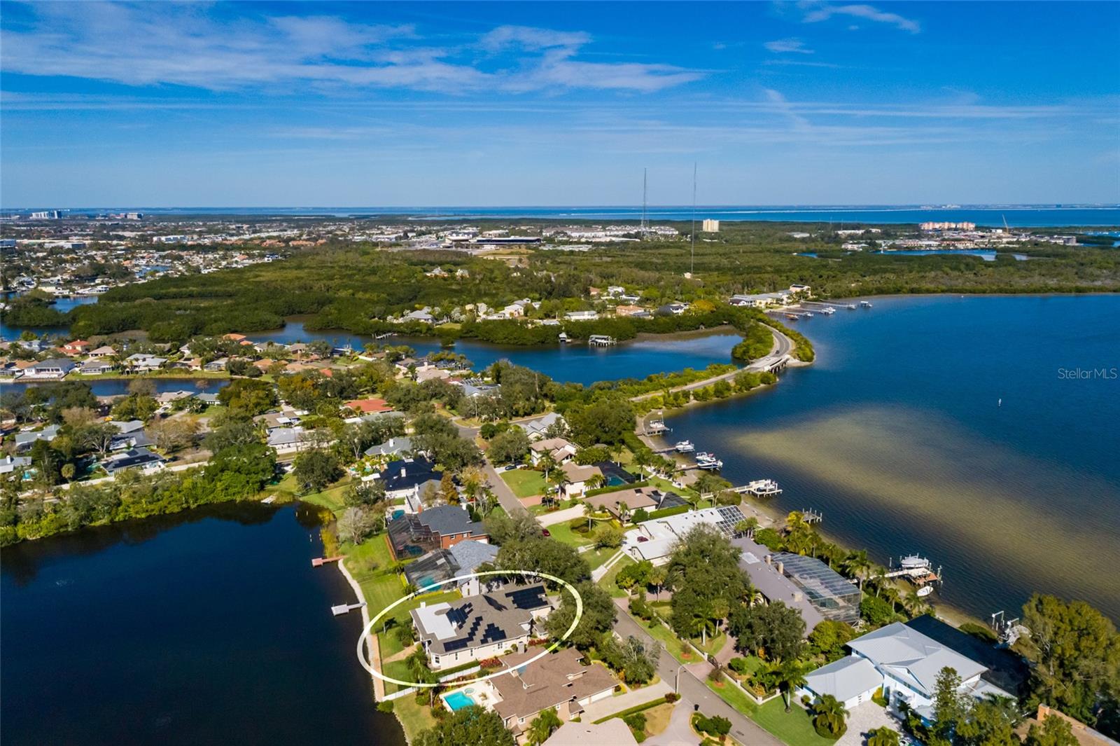 Listing photo id 77 for 8402 Tallahassee Drive Ne