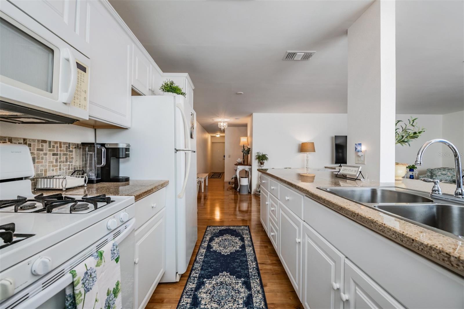 Image 17 of 45 For 5521 80th Street N 205