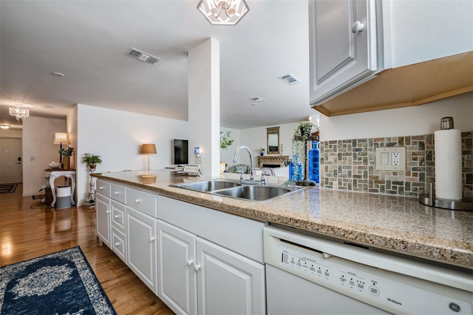 Image 18 of 45 For 5521 80th Street N 205