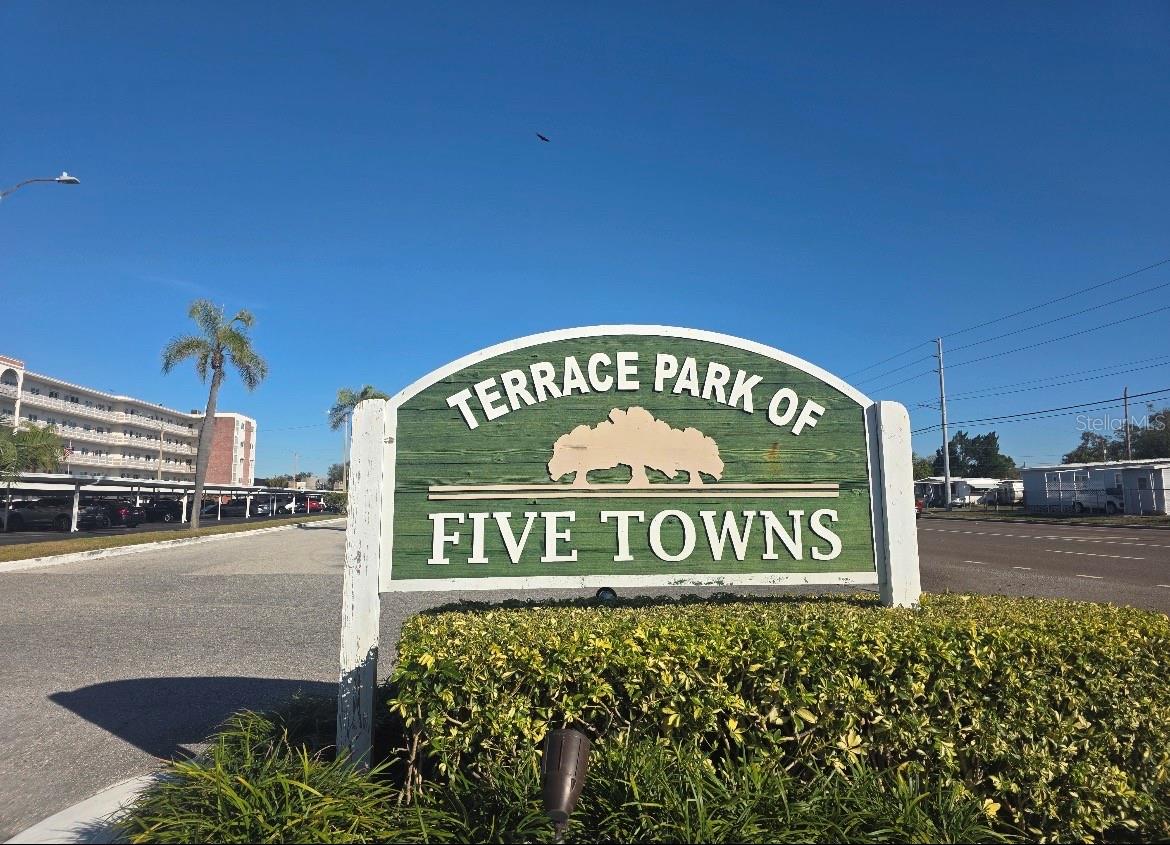 Image 27 of 45 For 5521 80th Street N 205