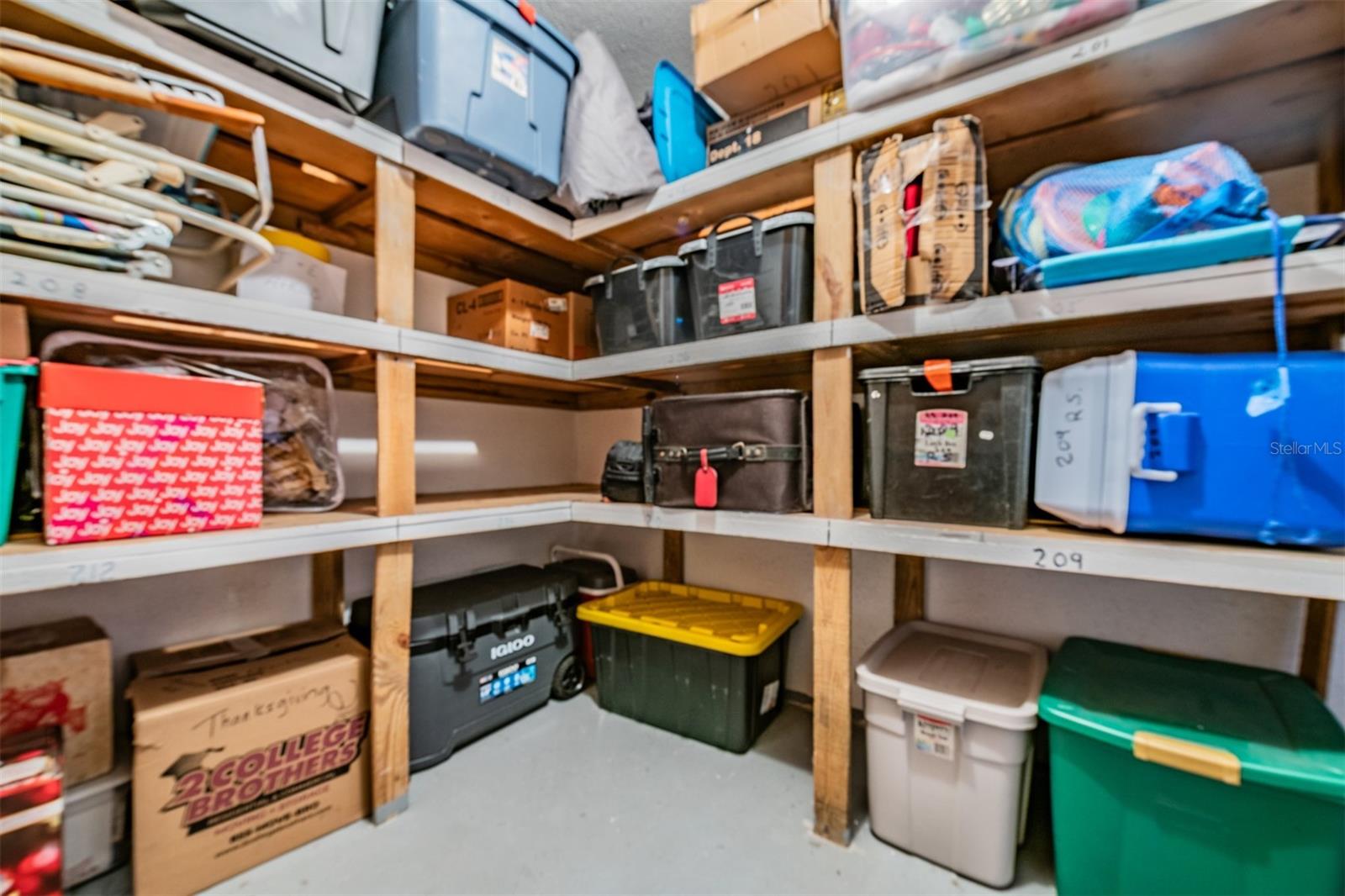 Image 37 of 45 For 5521 80th Street N 205