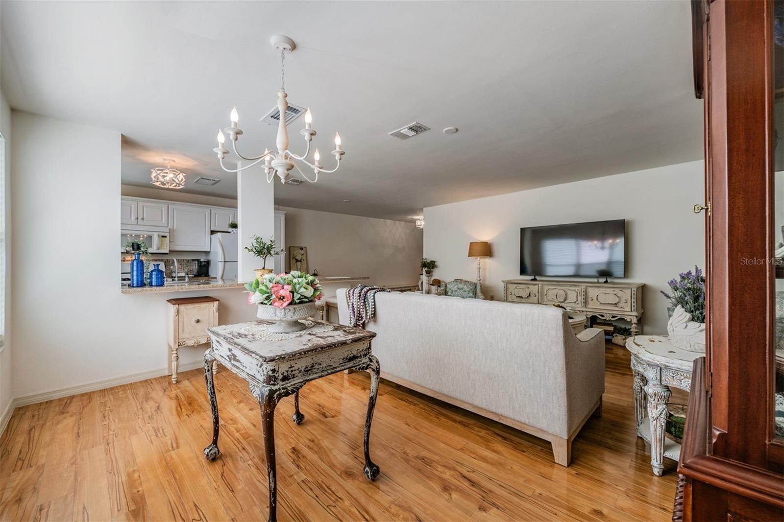 Image 9 of 45 For 5521 80th Street N 205