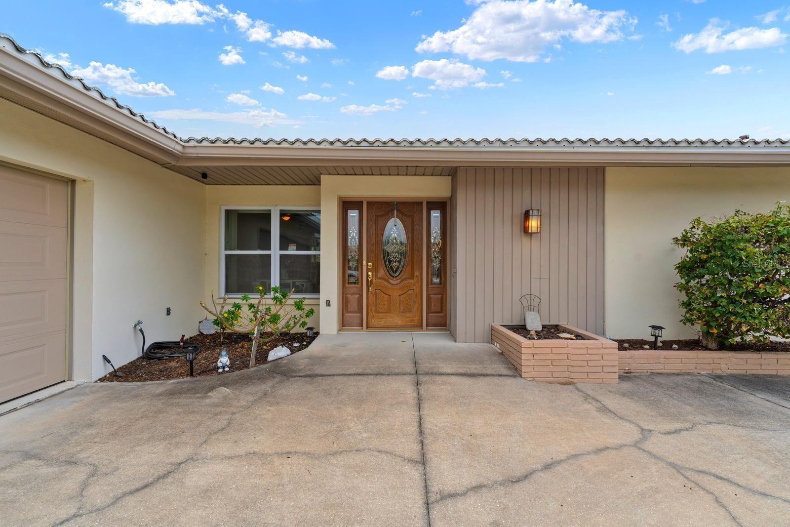 Listing photo id 17 for 13941 Kimberly Drive