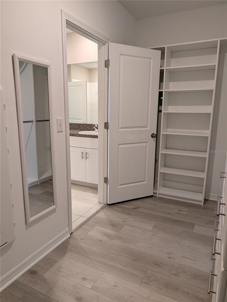 Image 44 of 74 For 31649 Sun Kettle Loop