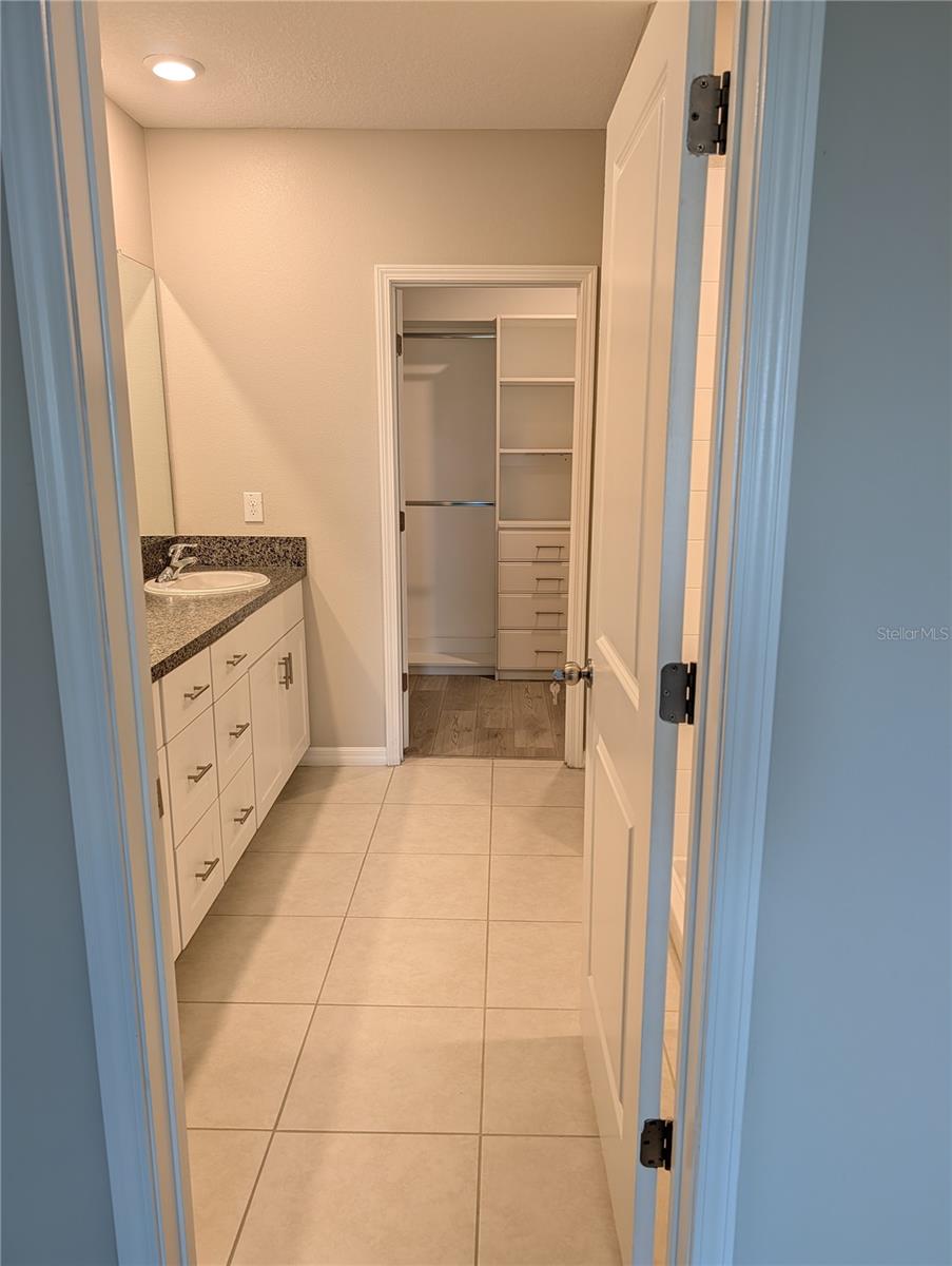 Image 46 of 74 For 31649 Sun Kettle Loop