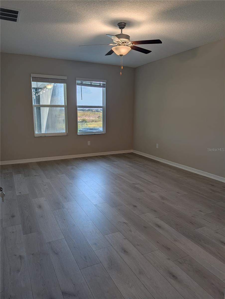 Image 52 of 74 For 31649 Sun Kettle Loop