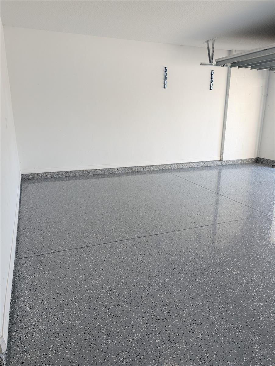 Image 54 of 74 For 31649 Sun Kettle Loop