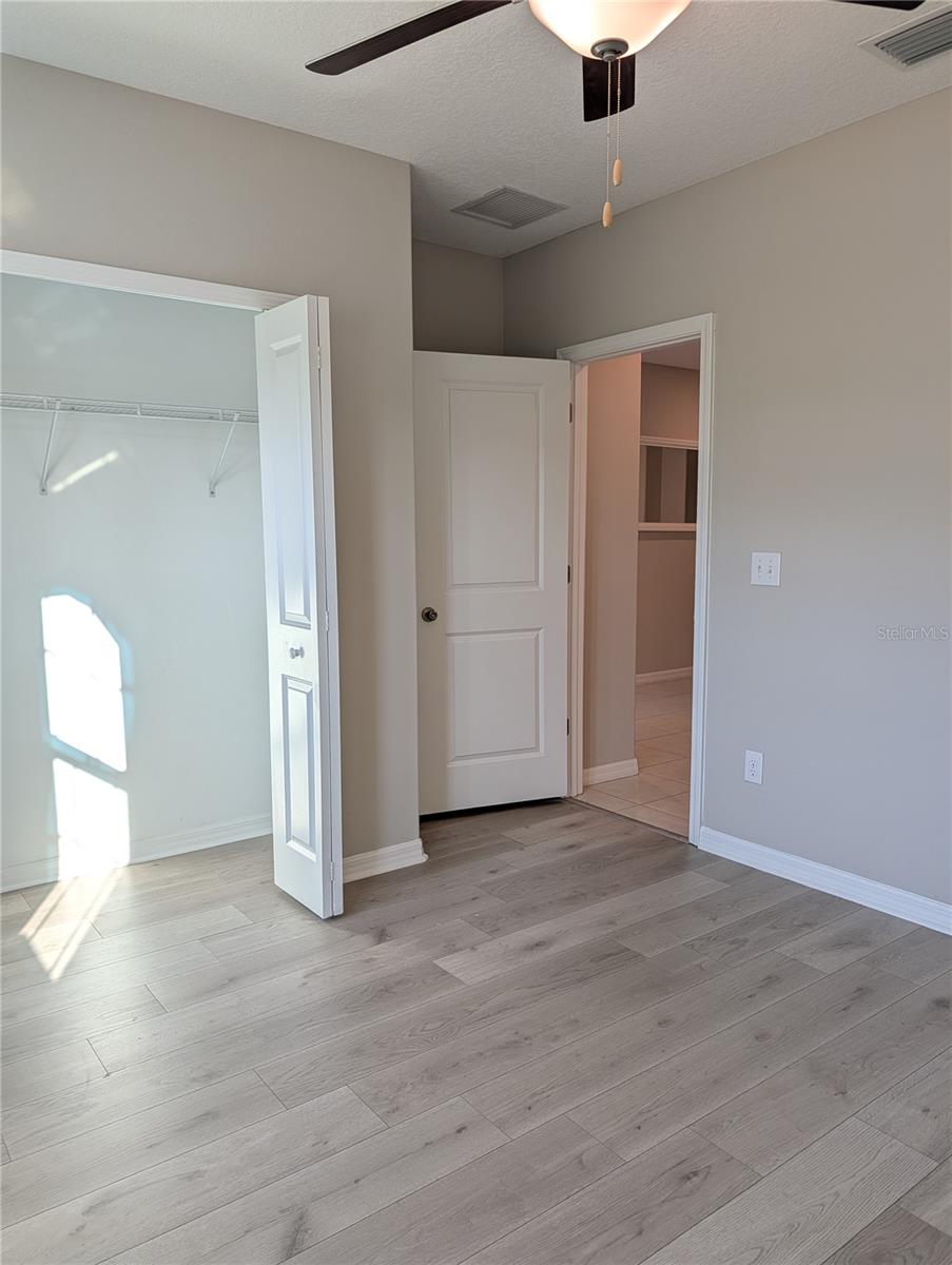 Image 61 of 74 For 31649 Sun Kettle Loop