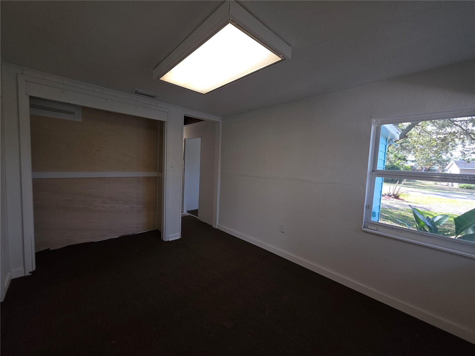 Listing photo id 13 for Address Not Provided