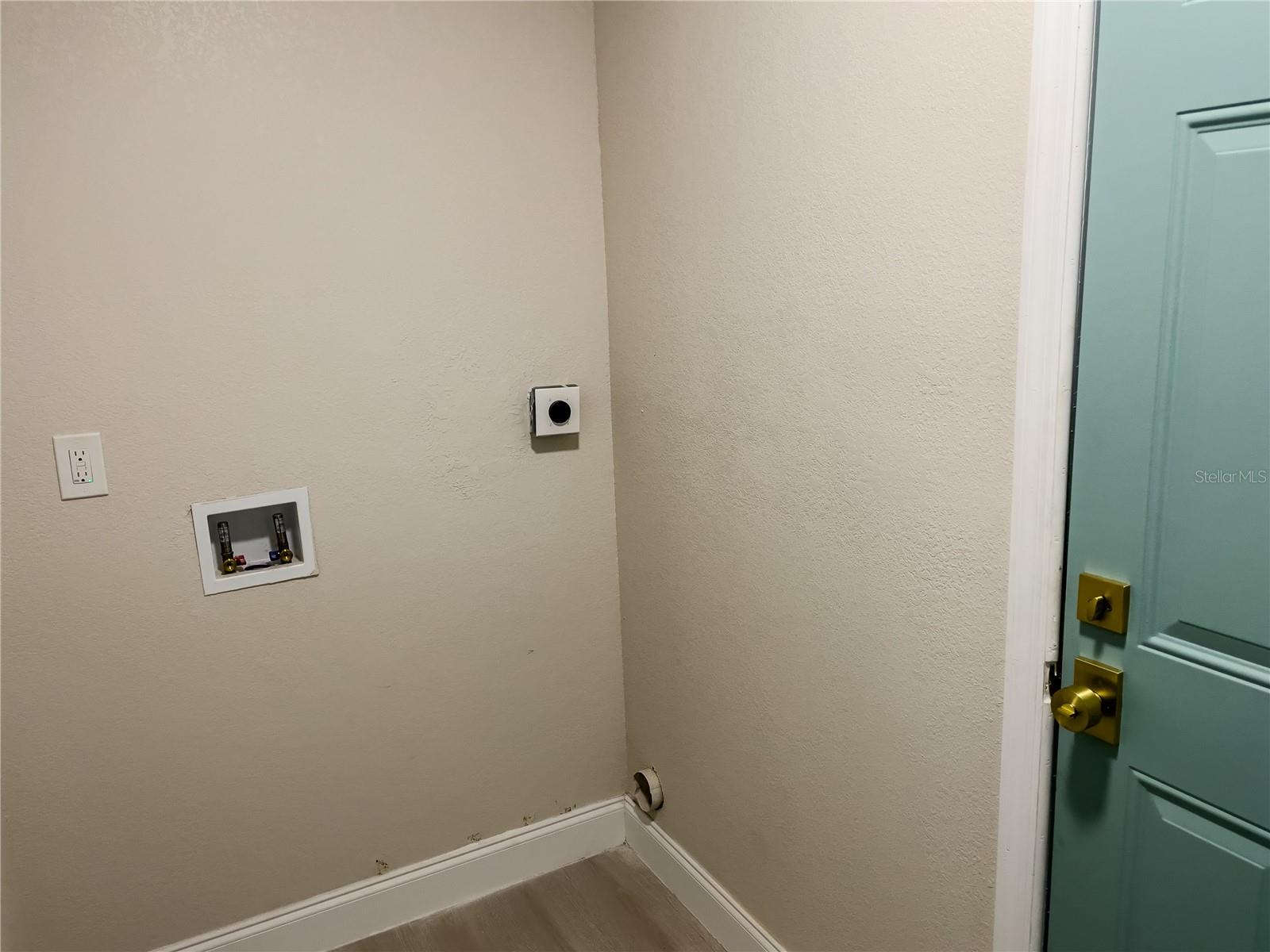 Image 29 of 34 For 5516 Golden Drive