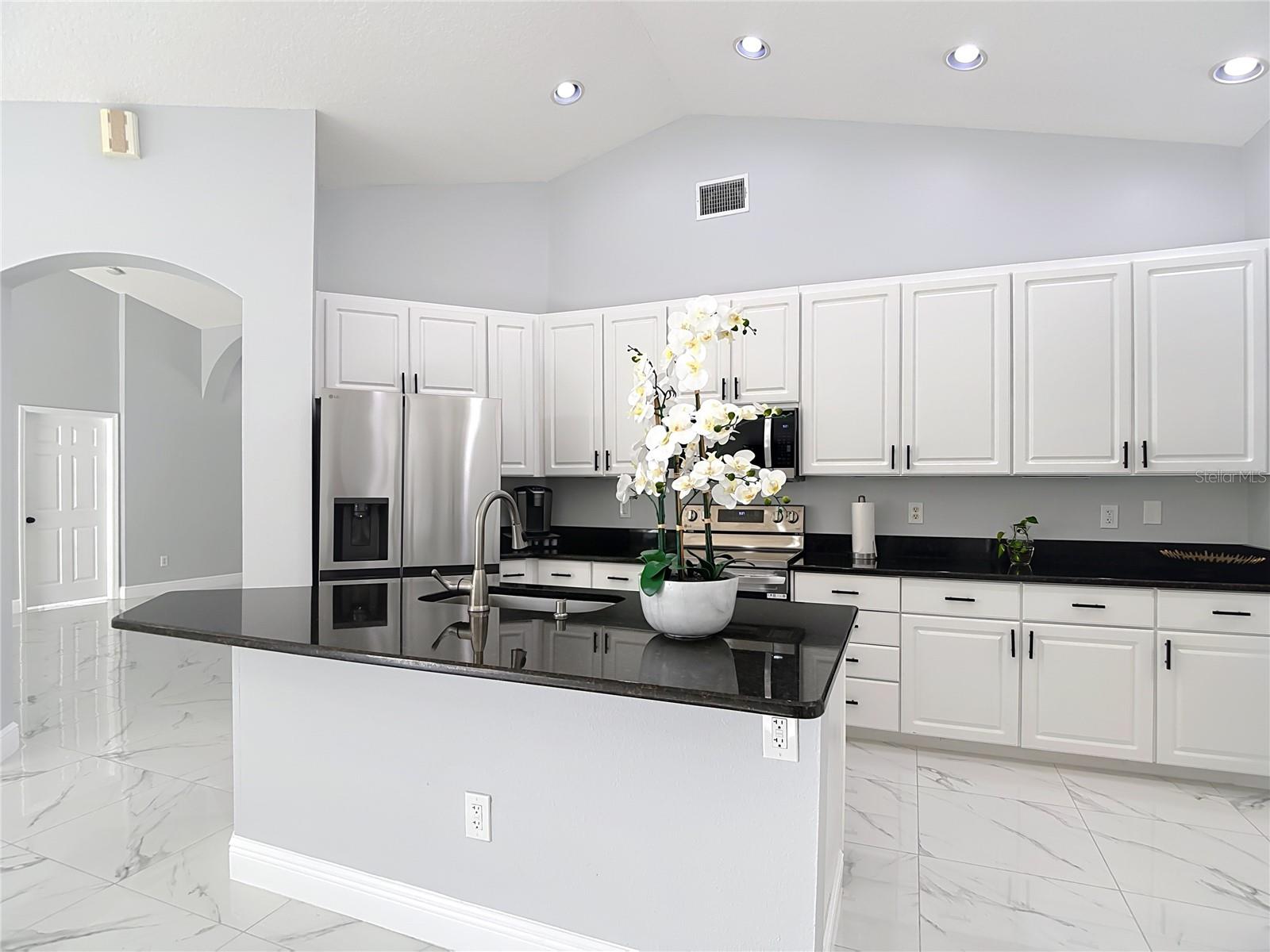 Image 20 of 81 For 9606 Greenbank Drive