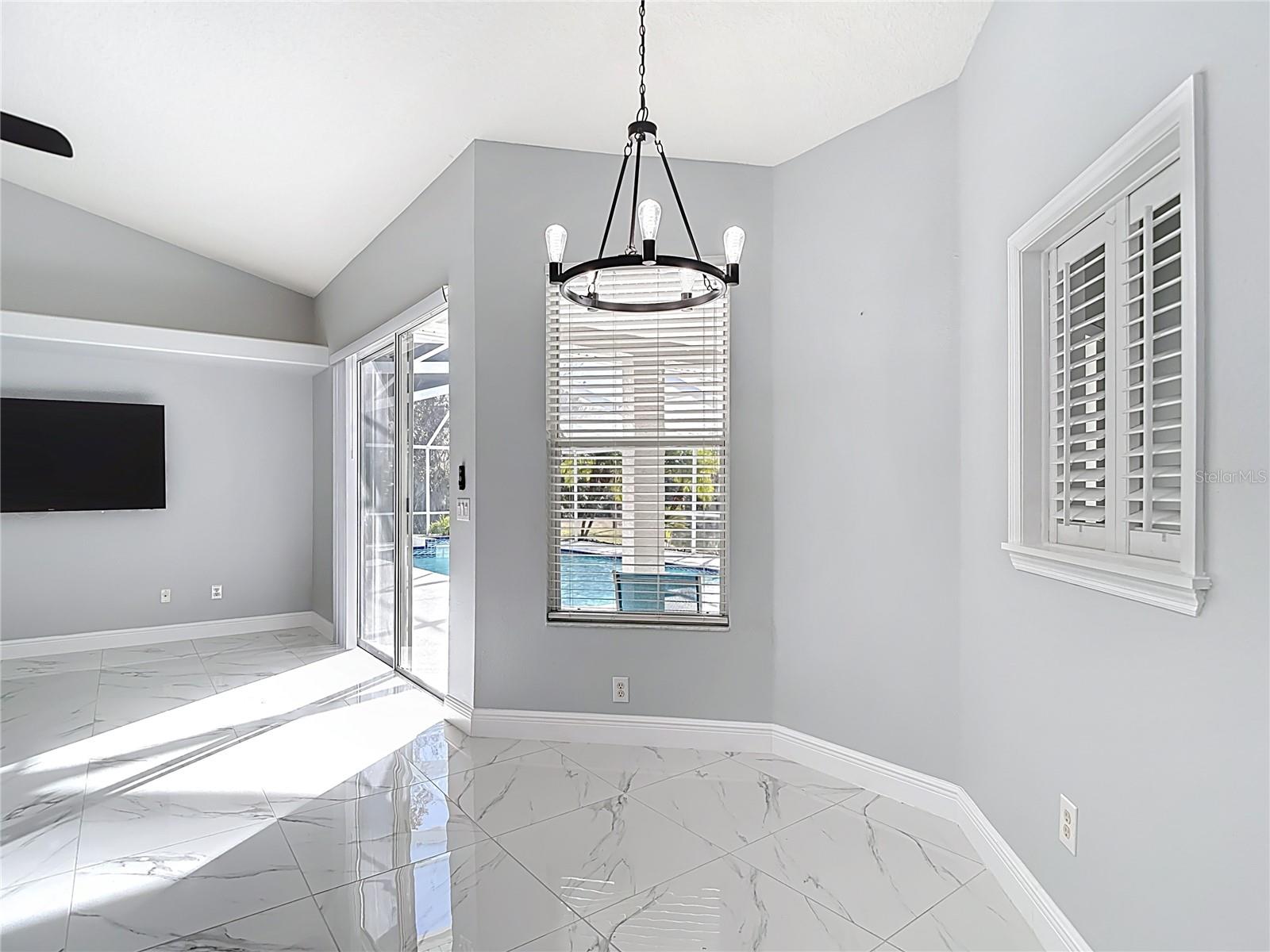 Image 25 of 81 For 9606 Greenbank Drive