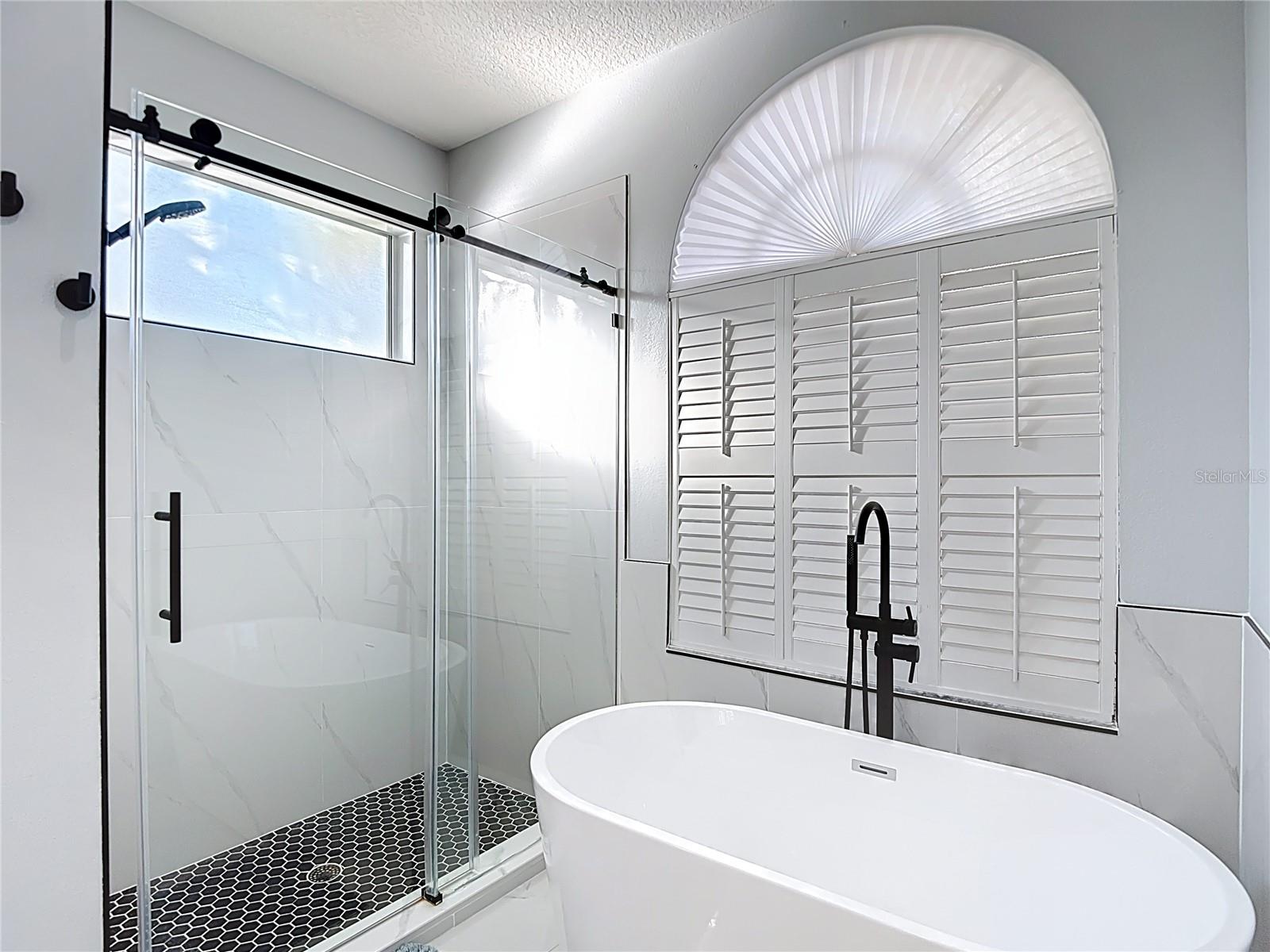 Image 40 of 81 For 9606 Greenbank Drive