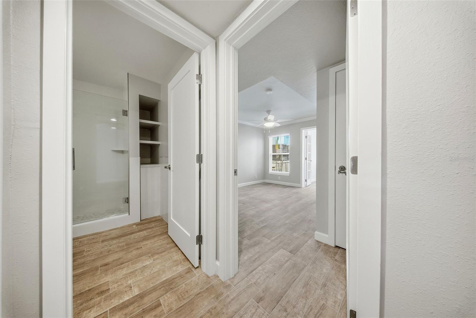 Image 14 of 37 For 19417 Gulf Boulevard A-108