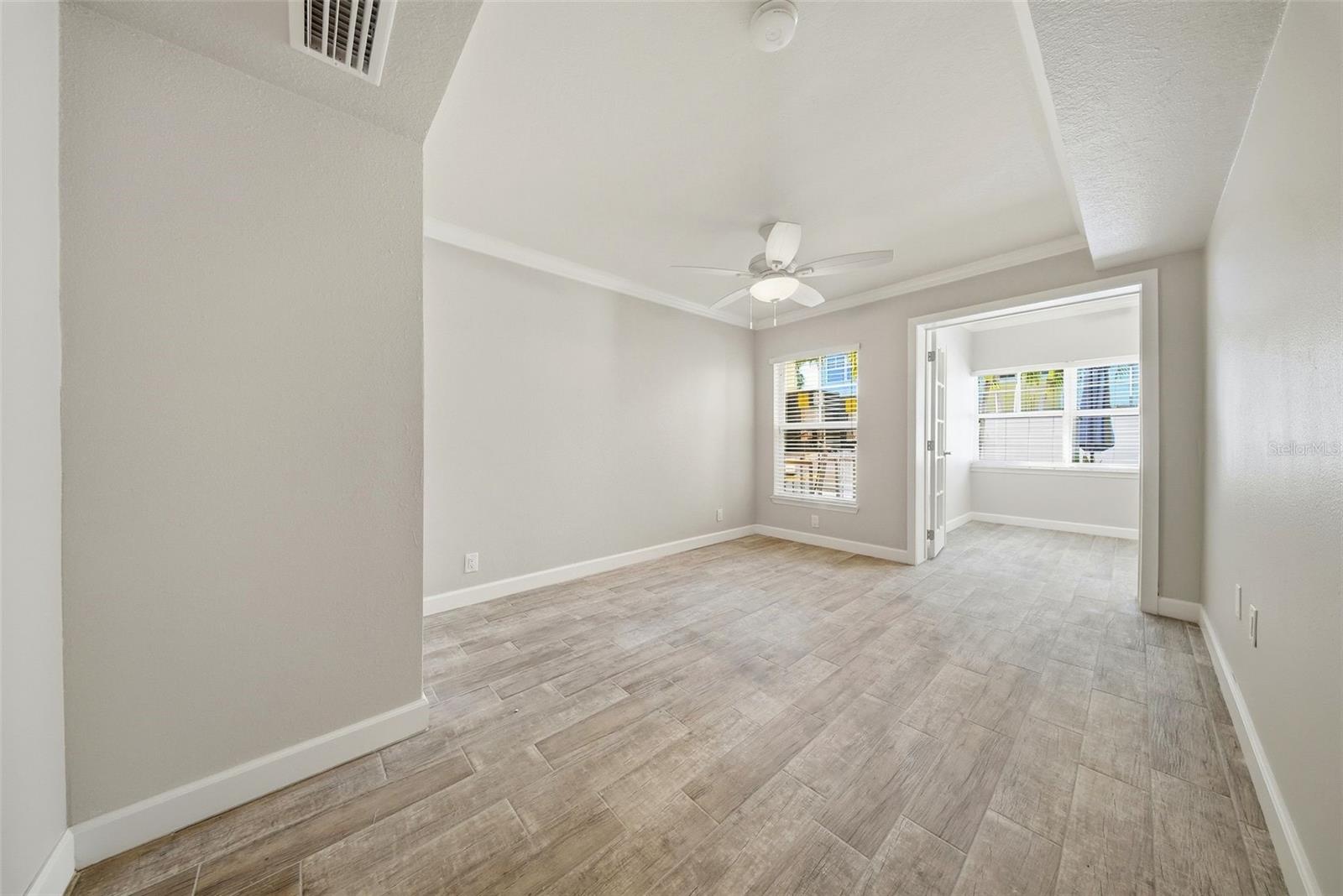 Image 15 of 37 For 19417 Gulf Boulevard A-108