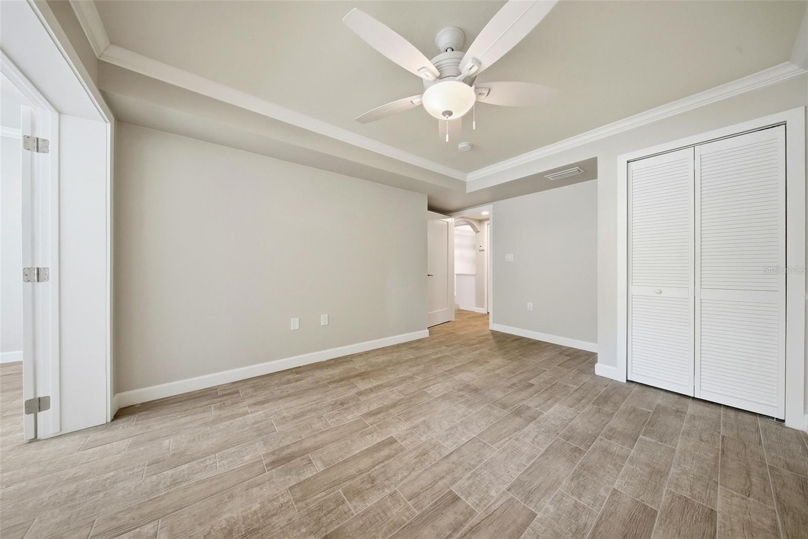 Image 16 of 37 For 19417 Gulf Boulevard A-108