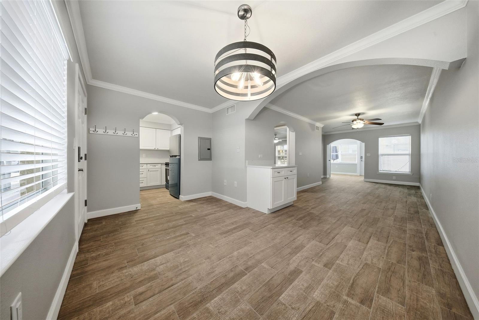 Image 4 of 37 For 19417 Gulf Boulevard A-108