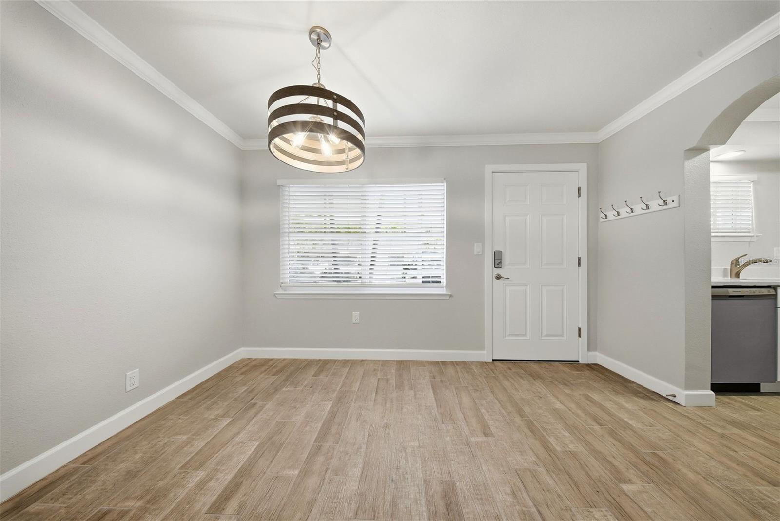 Image 5 of 37 For 19417 Gulf Boulevard A-108