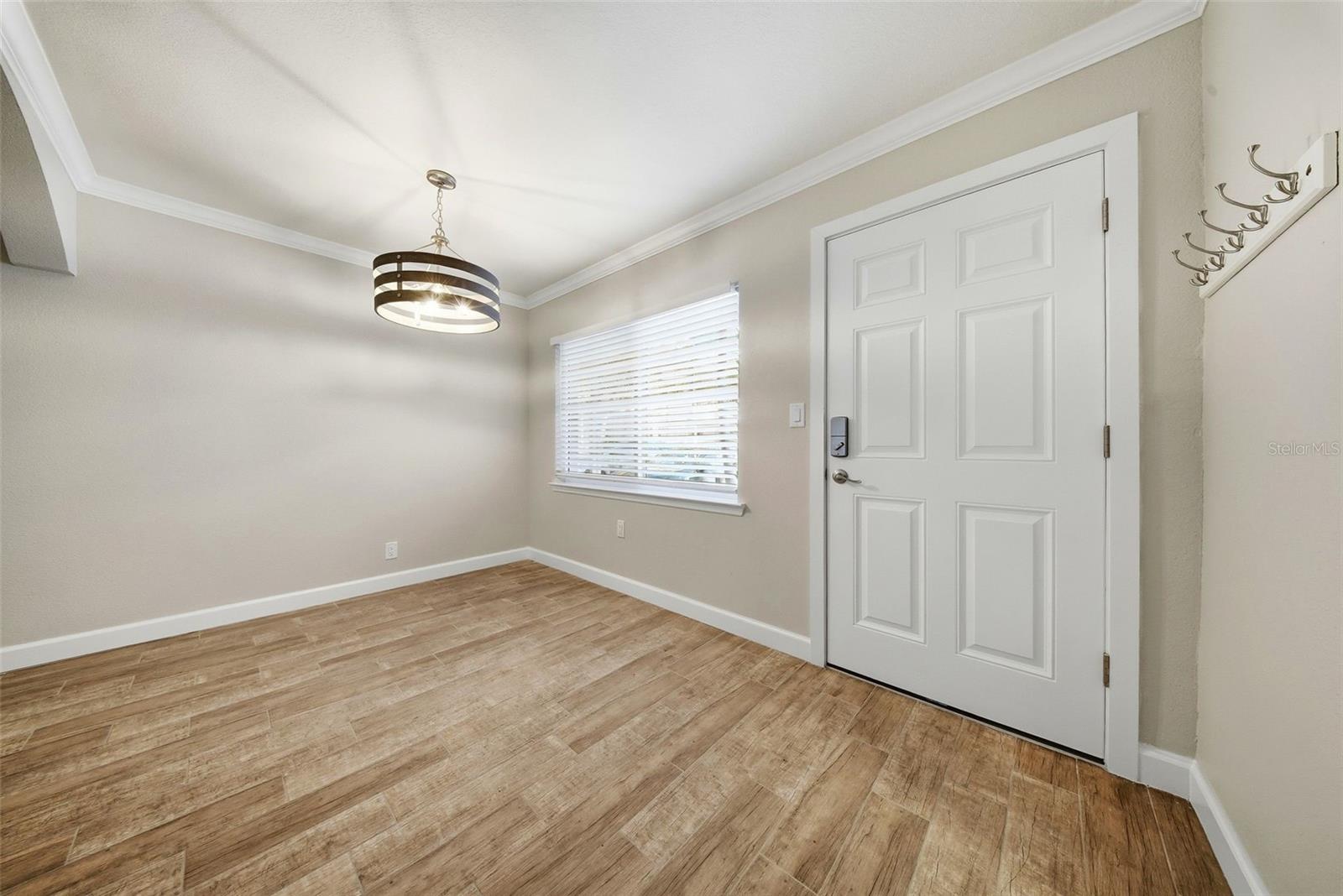 Image 6 of 37 For 19417 Gulf Boulevard A-108