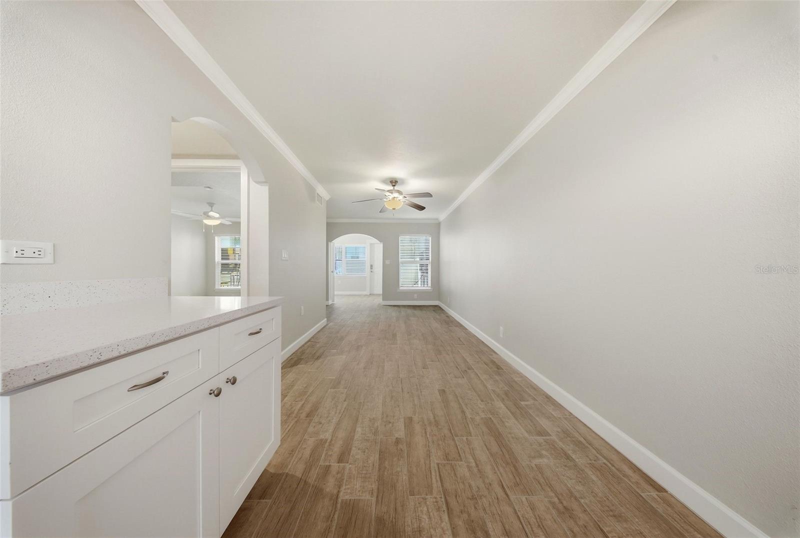 Image 7 of 37 For 19417 Gulf Boulevard A-108