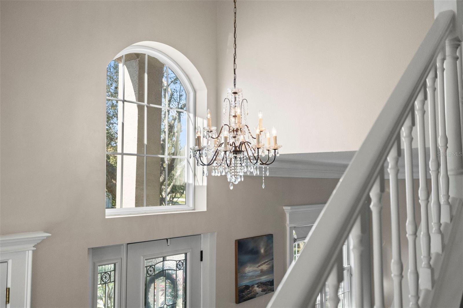 Listing photo id 9 for 834 Addison Drive Ne