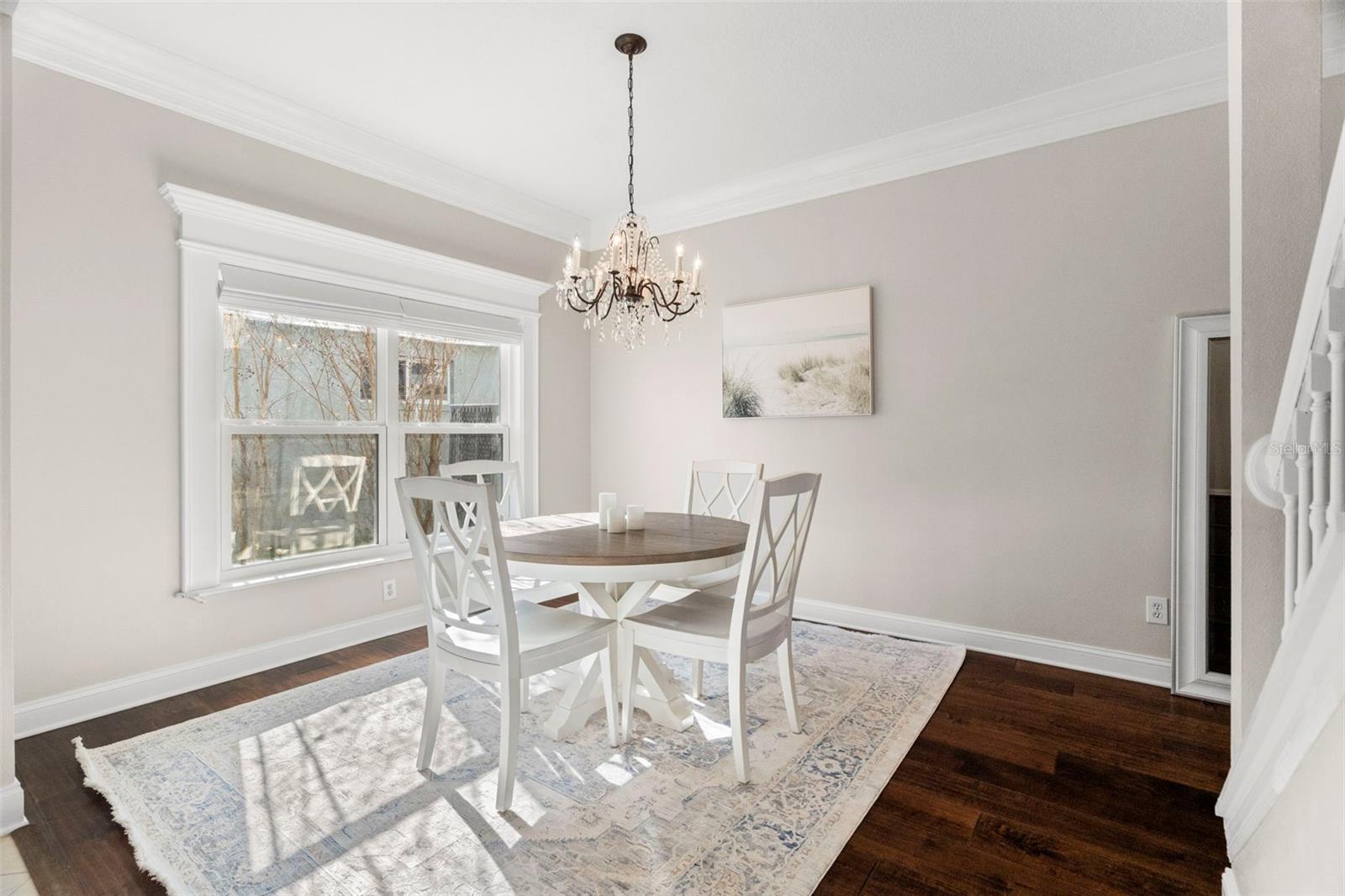 Listing photo id 20 for 834 Addison Drive Ne