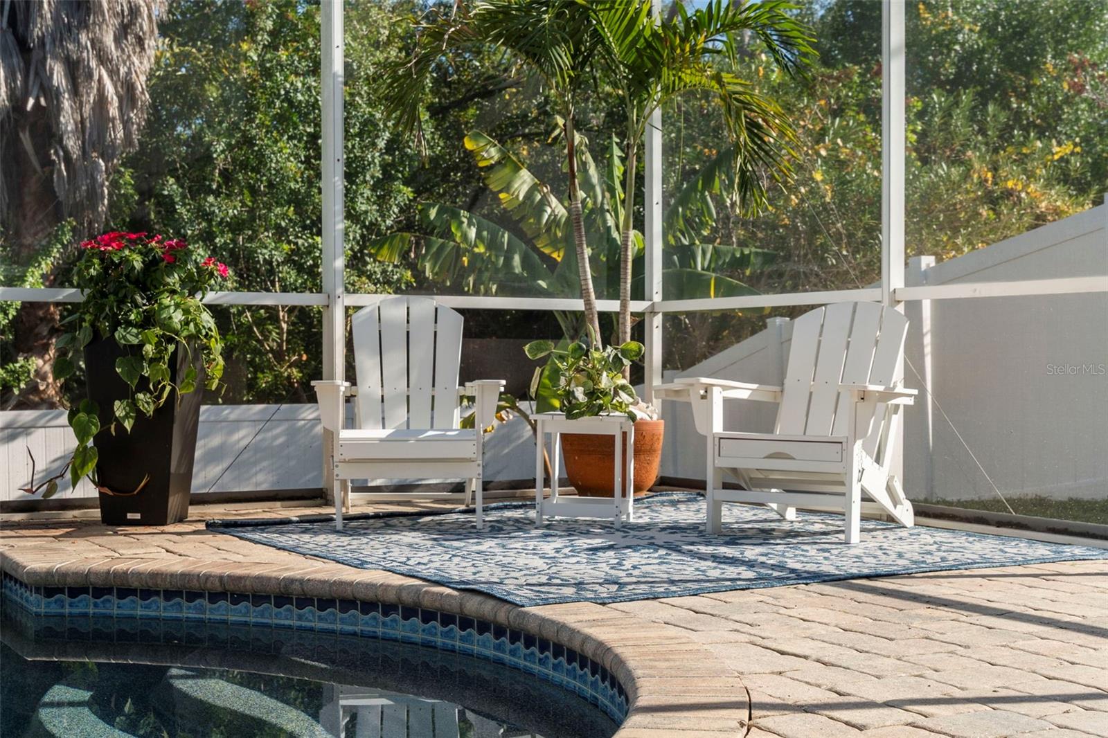 Listing photo id 37 for 834 Addison Drive Ne