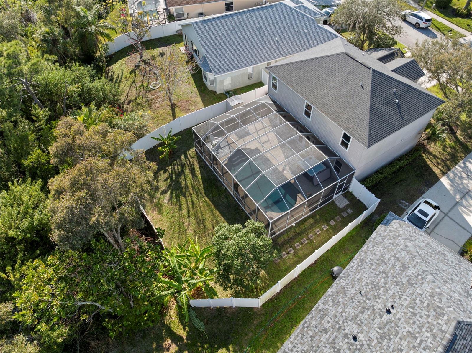 Listing photo id 40 for 834 Addison Drive Ne