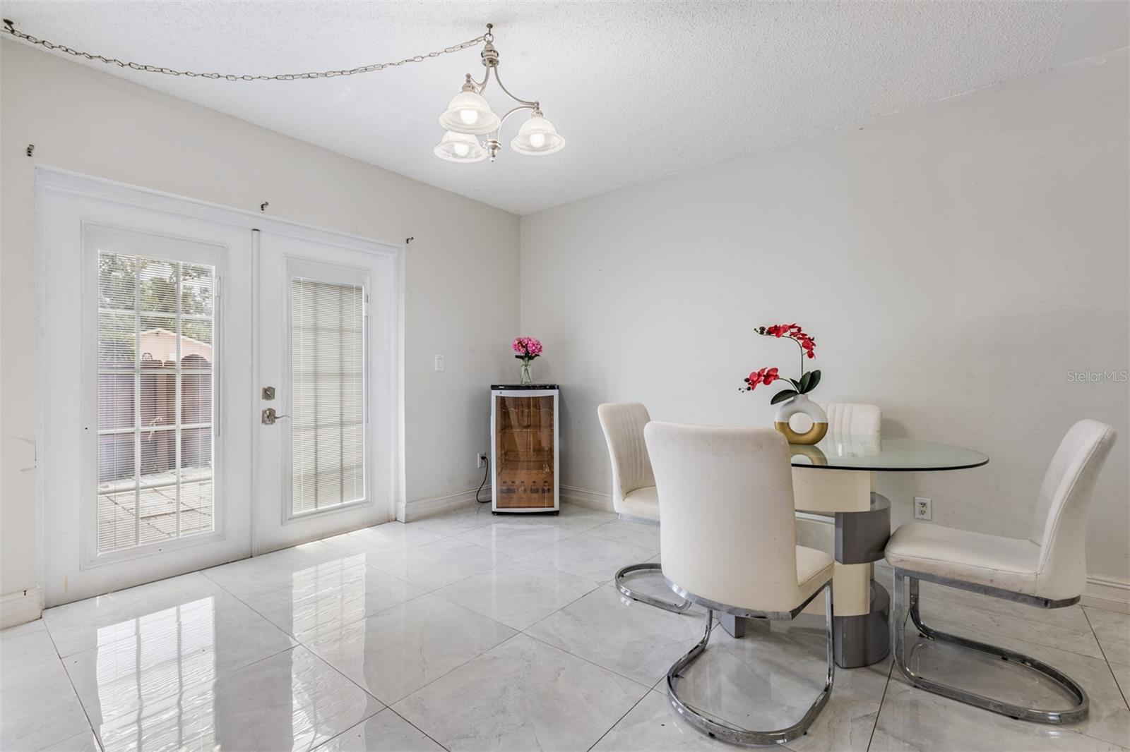 Image 10 of 30 For 10520 Winrock Place