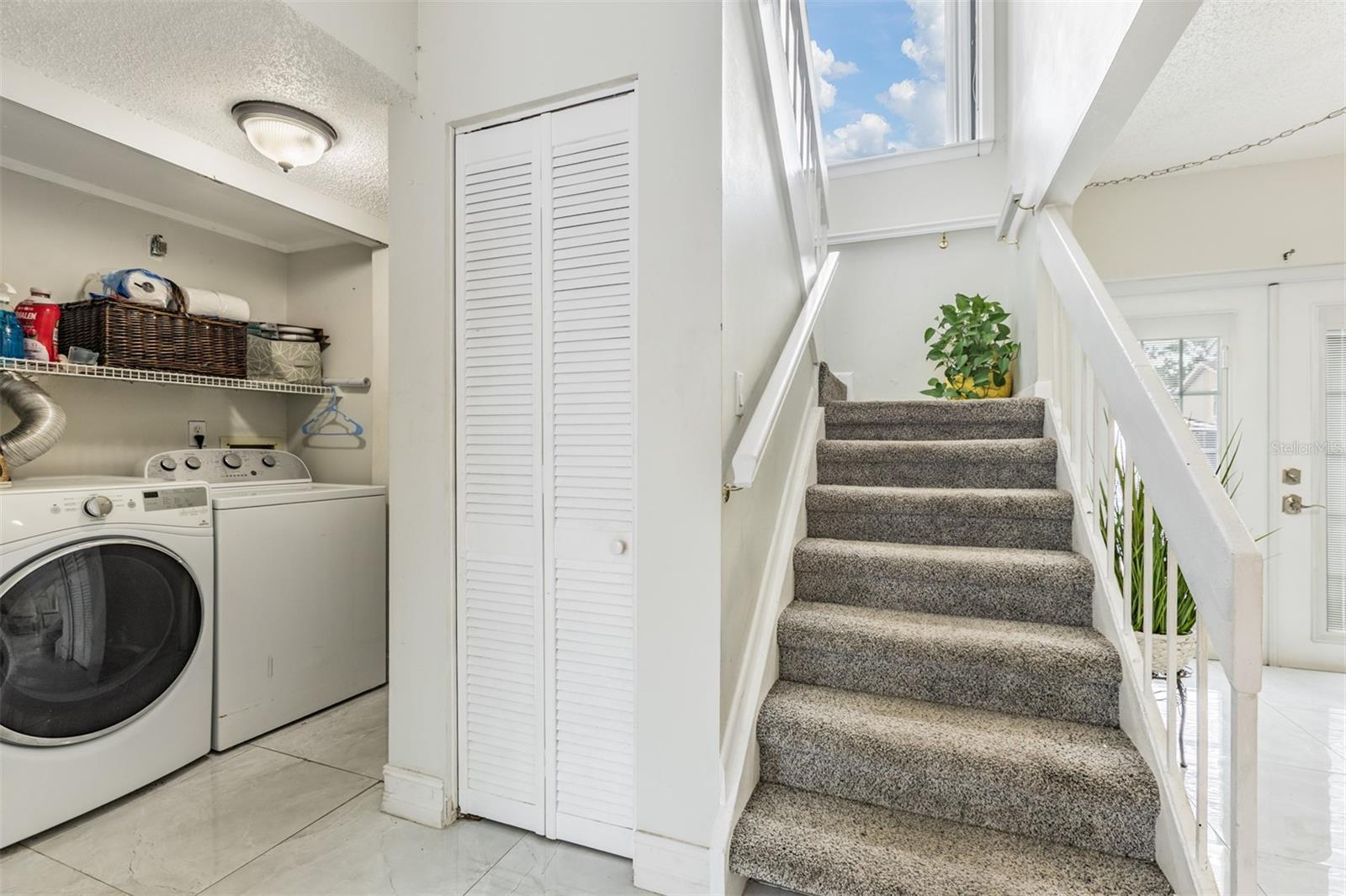 Image 5 of 30 For 10520 Winrock Place