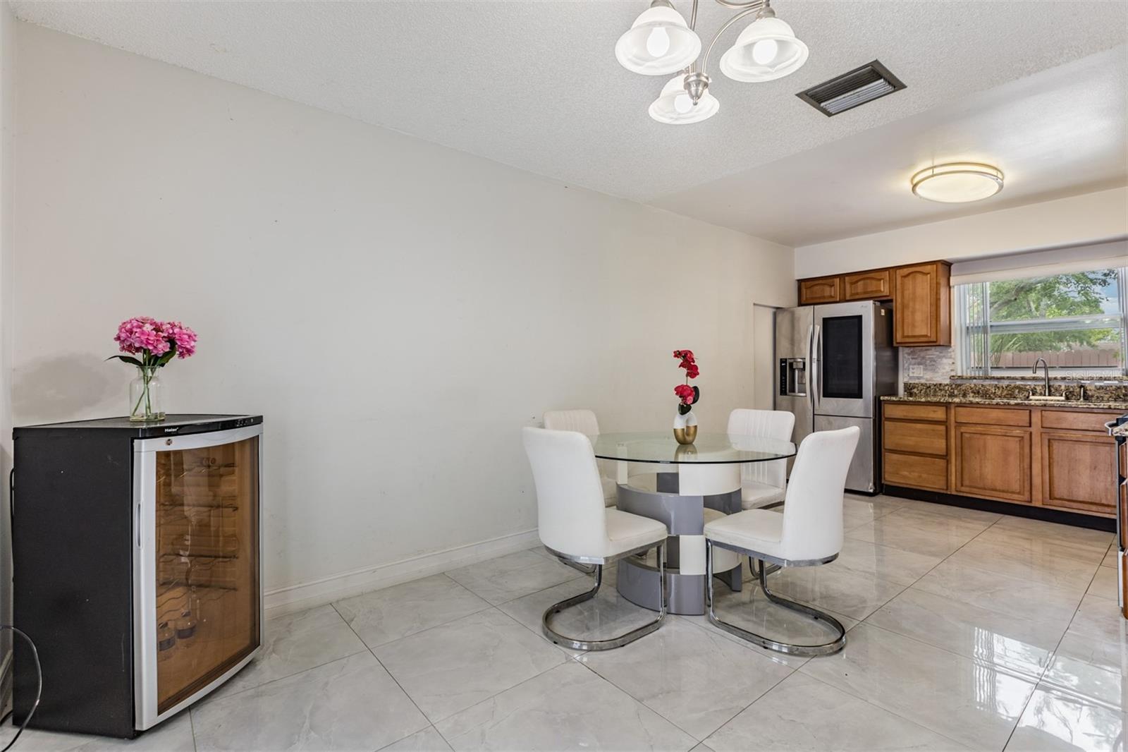 Image 9 of 30 For 10520 Winrock Place