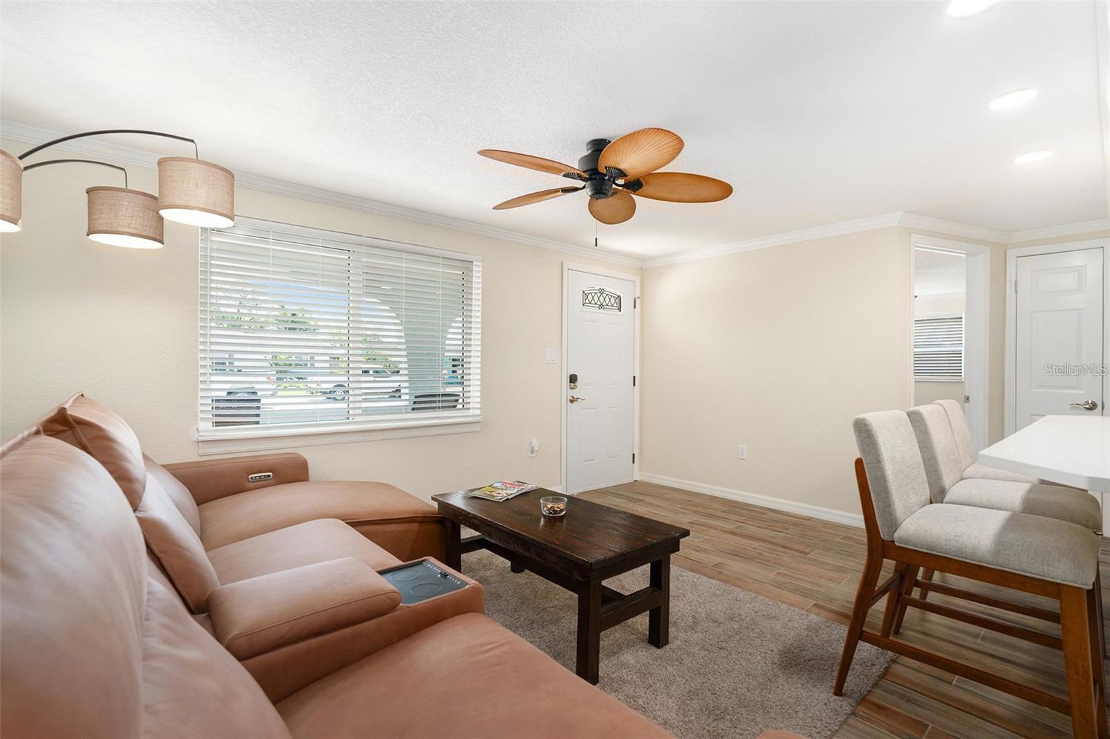 Image 3 of 21 For 13401 Neptune Drive