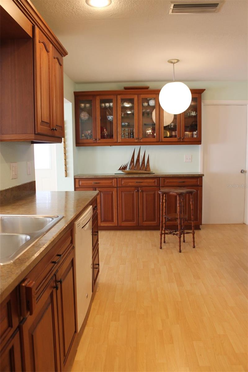 Image 6 of 44 For 9500 45th Way N