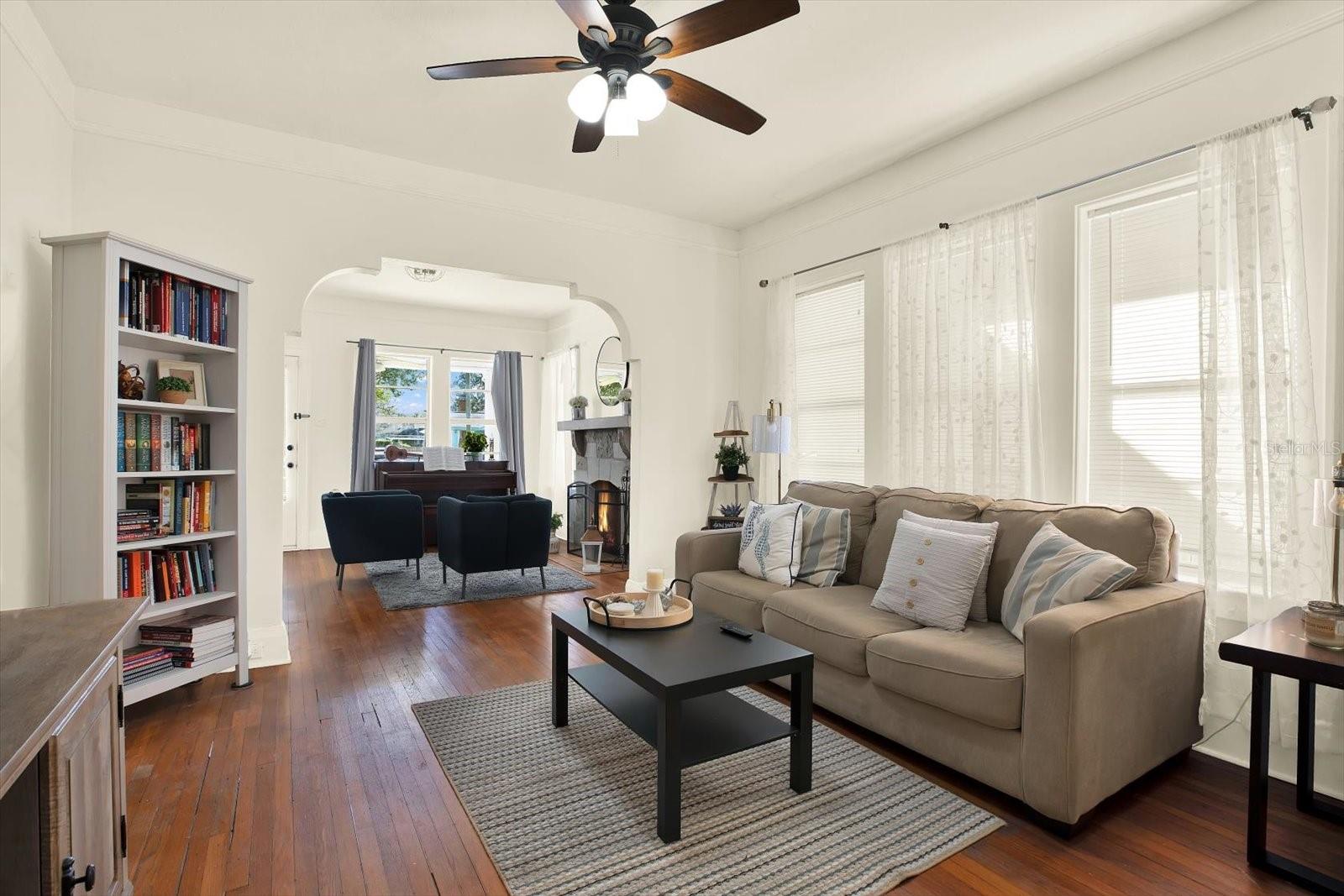 Image 6 of 26 For 1414 Paris Street