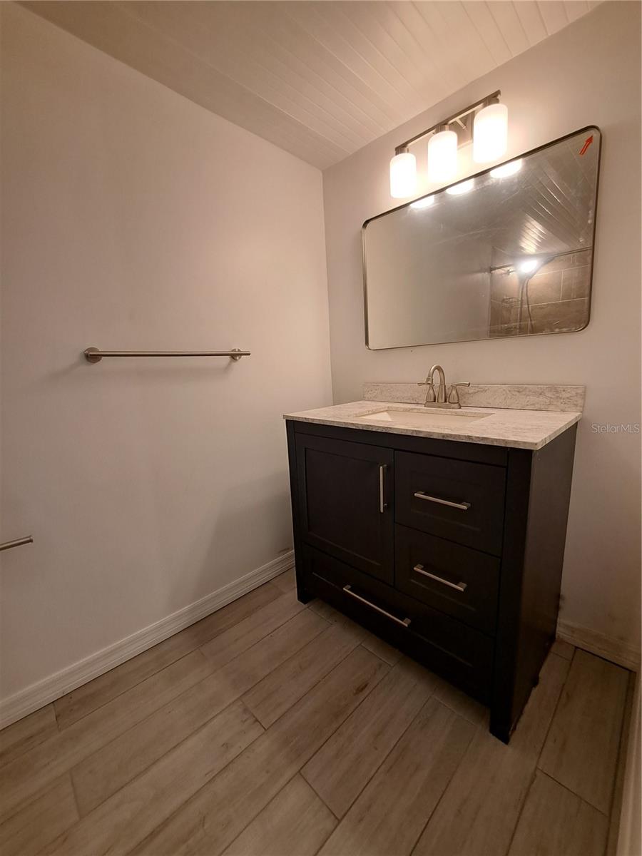 Image 21 of 39 For 1040 65th Street S