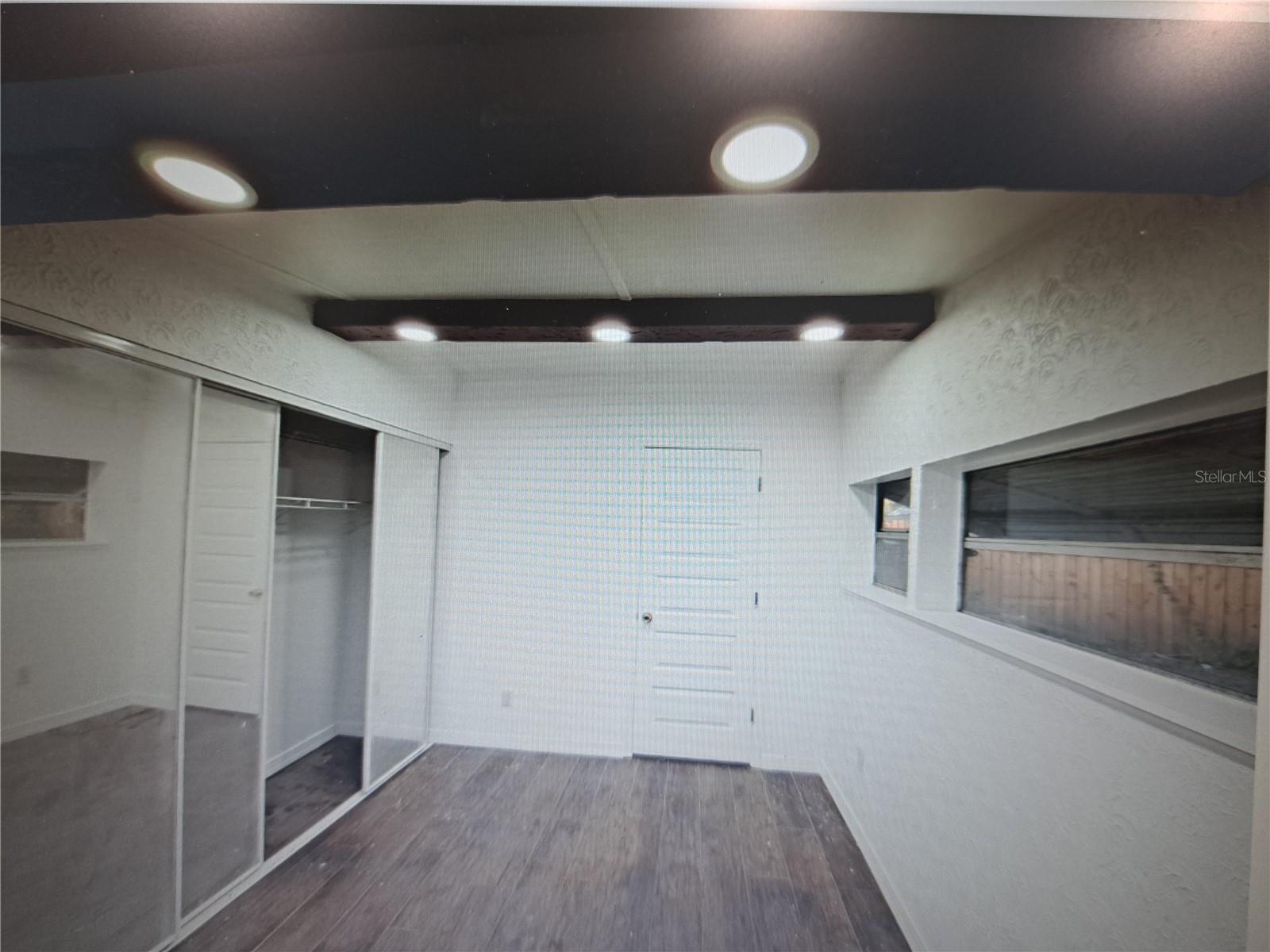 Image 24 of 39 For 1040 65th Street S