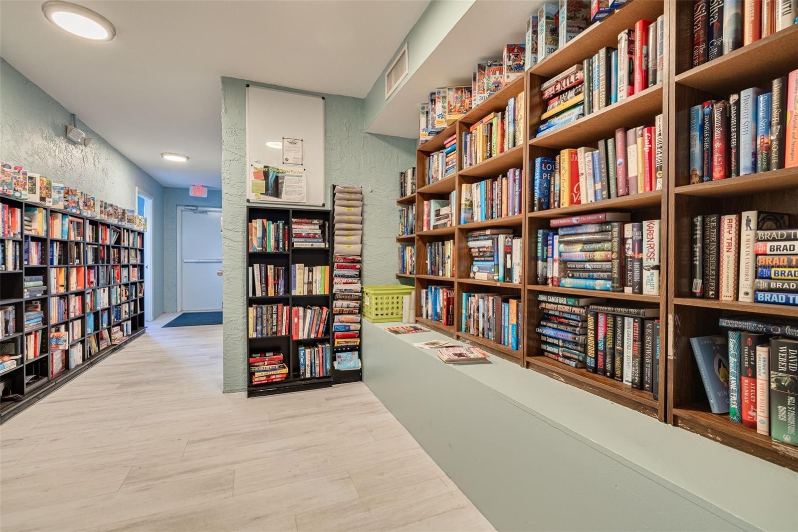 Image 29 of 32 For 8198 Terrace Garden Drive N 202