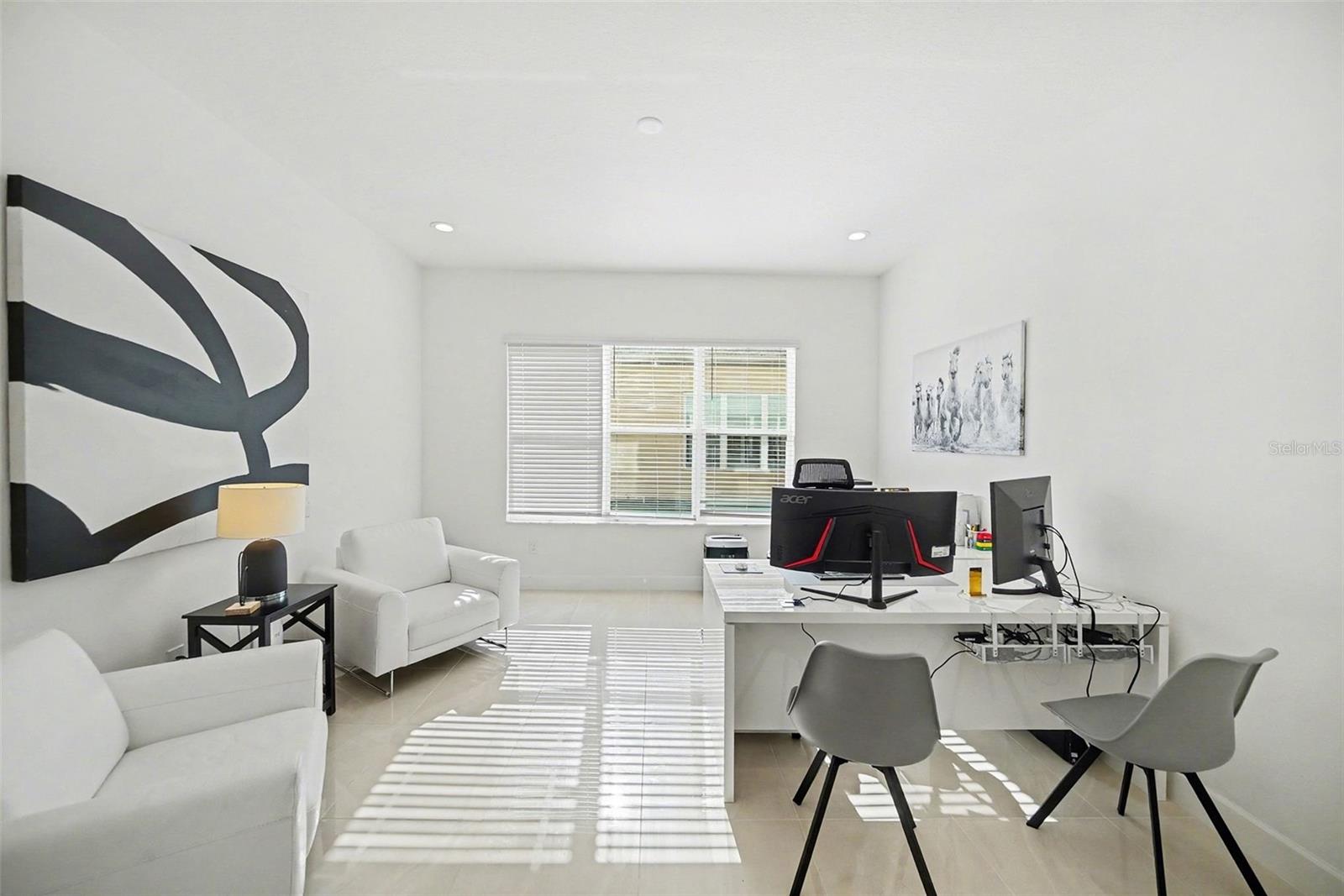 Listing photo id 26 for 3263 Juniper Springs Street